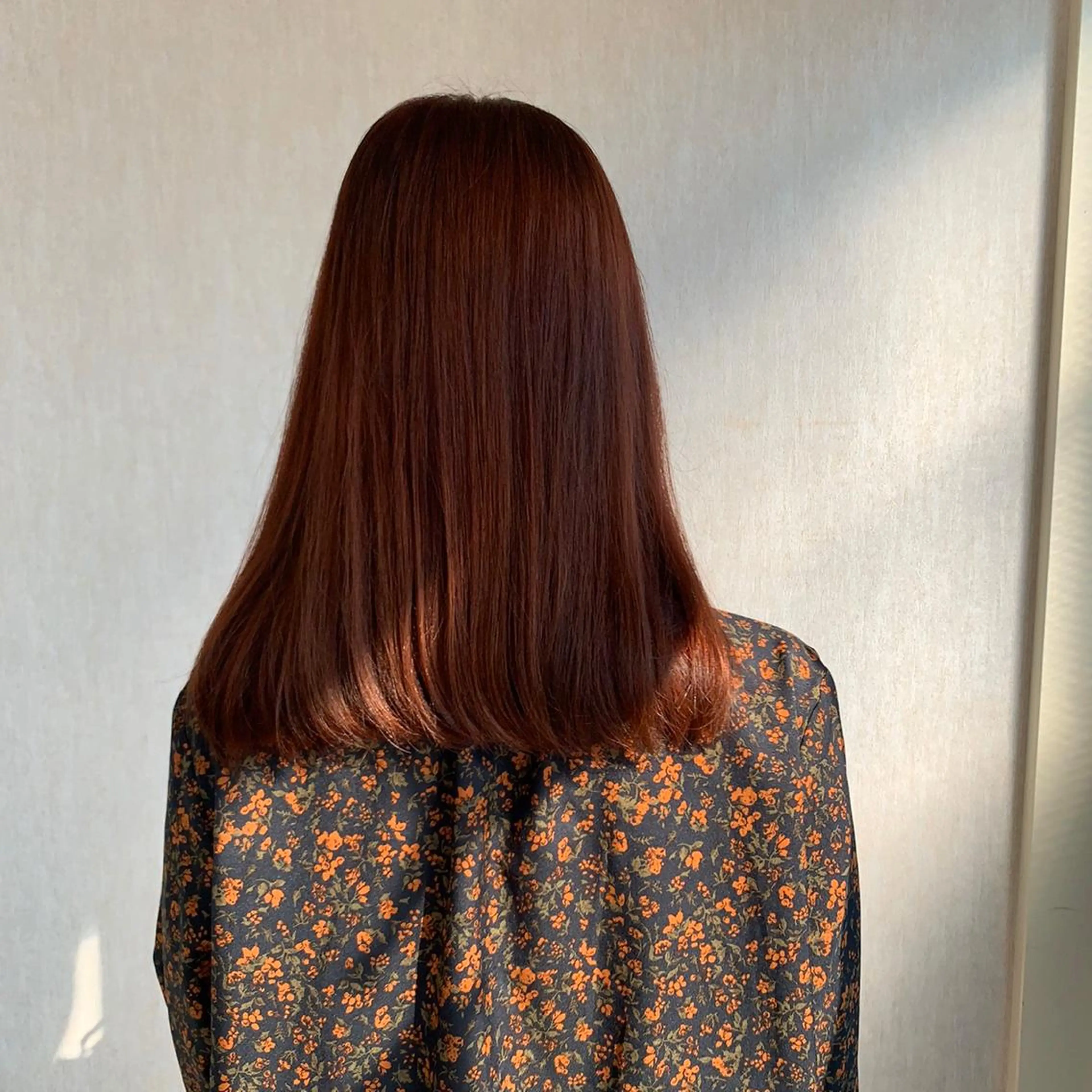 ロング カラー ブリーチ ブリーチなしカラー オレンジ ヘアカラー トリートメント ヘッドスパ 艶髪レイヤー上田 紗也🇰🇷💗のヘアスタイル