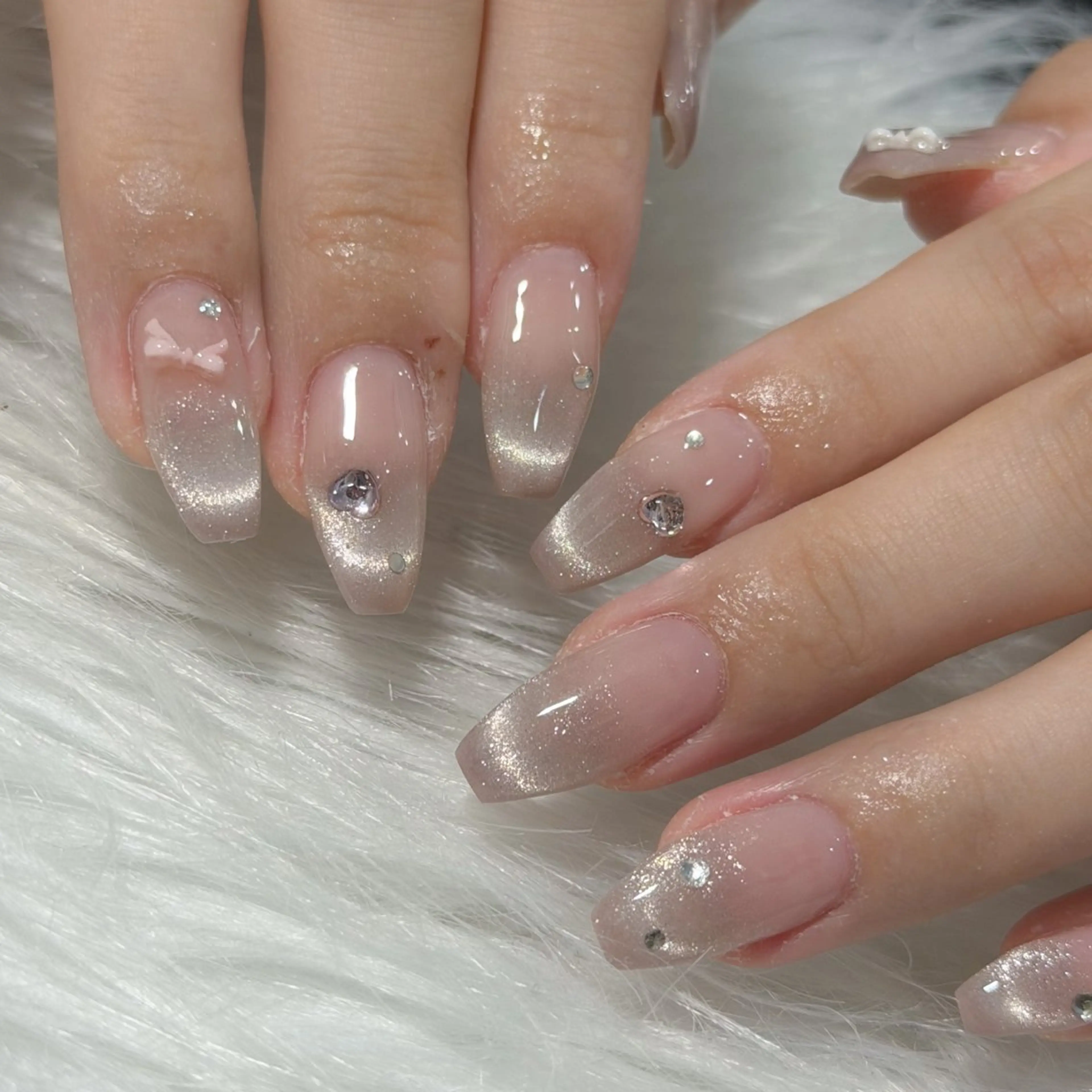 ネイル ハンドネイル フットネイル LAVISH nanamiのネイルデザイン