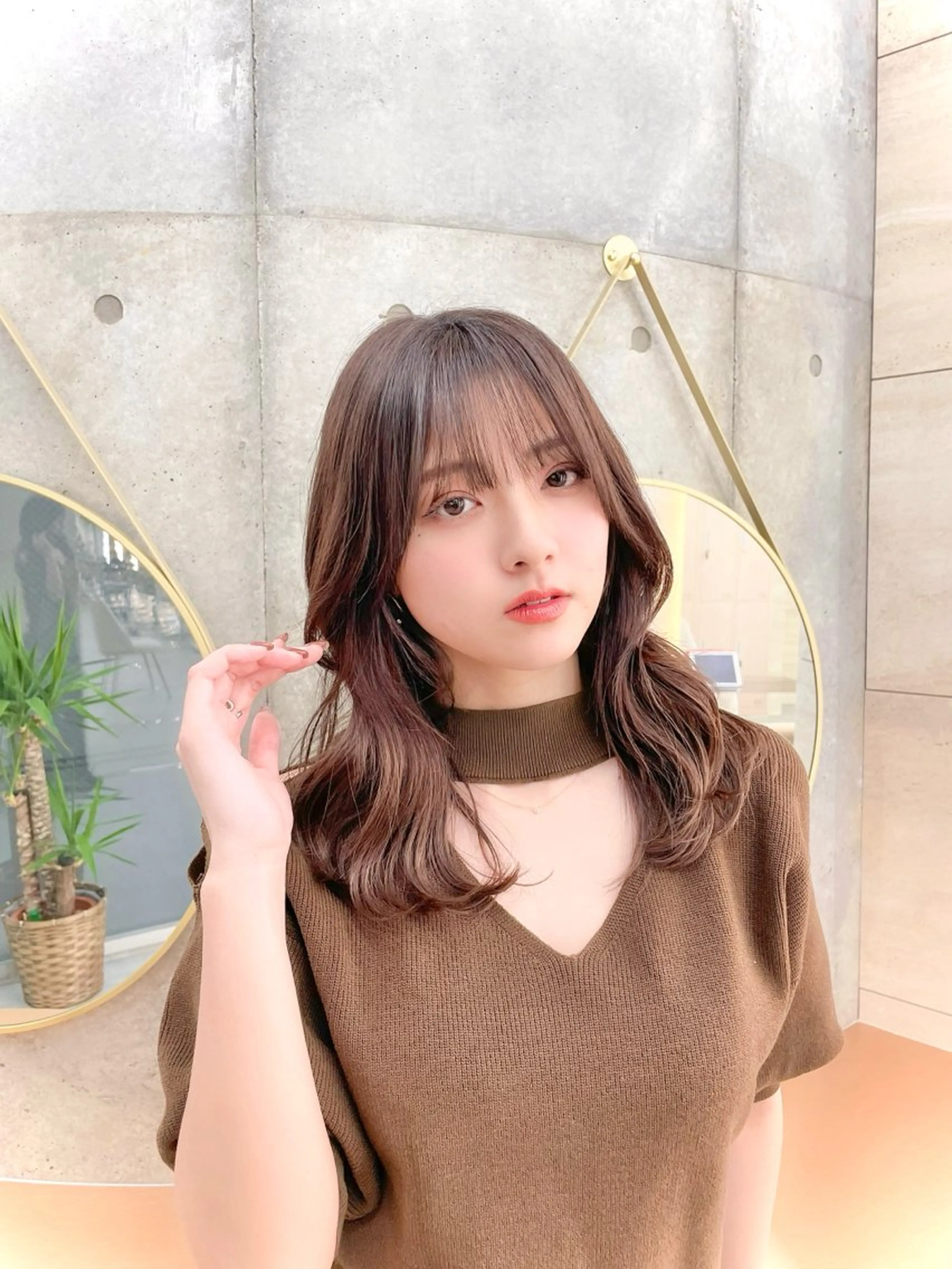 セミロング カラー カット ヘアカラー トリートメント 韓国ヘア🇰🇷 レイヤー/芝春樹のヘアスタイル