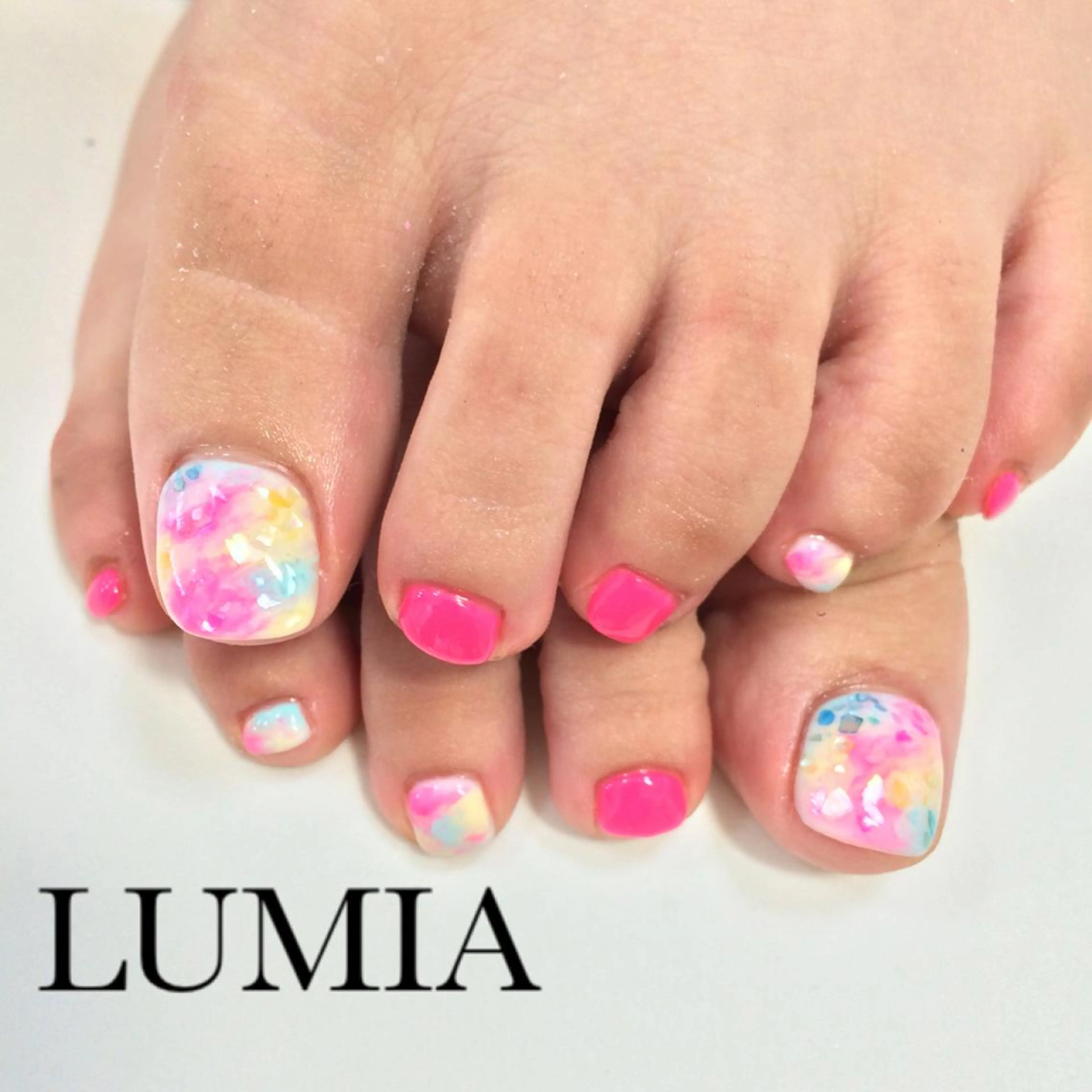 ネイル フットネイル Emu Nailのネイルデザイン