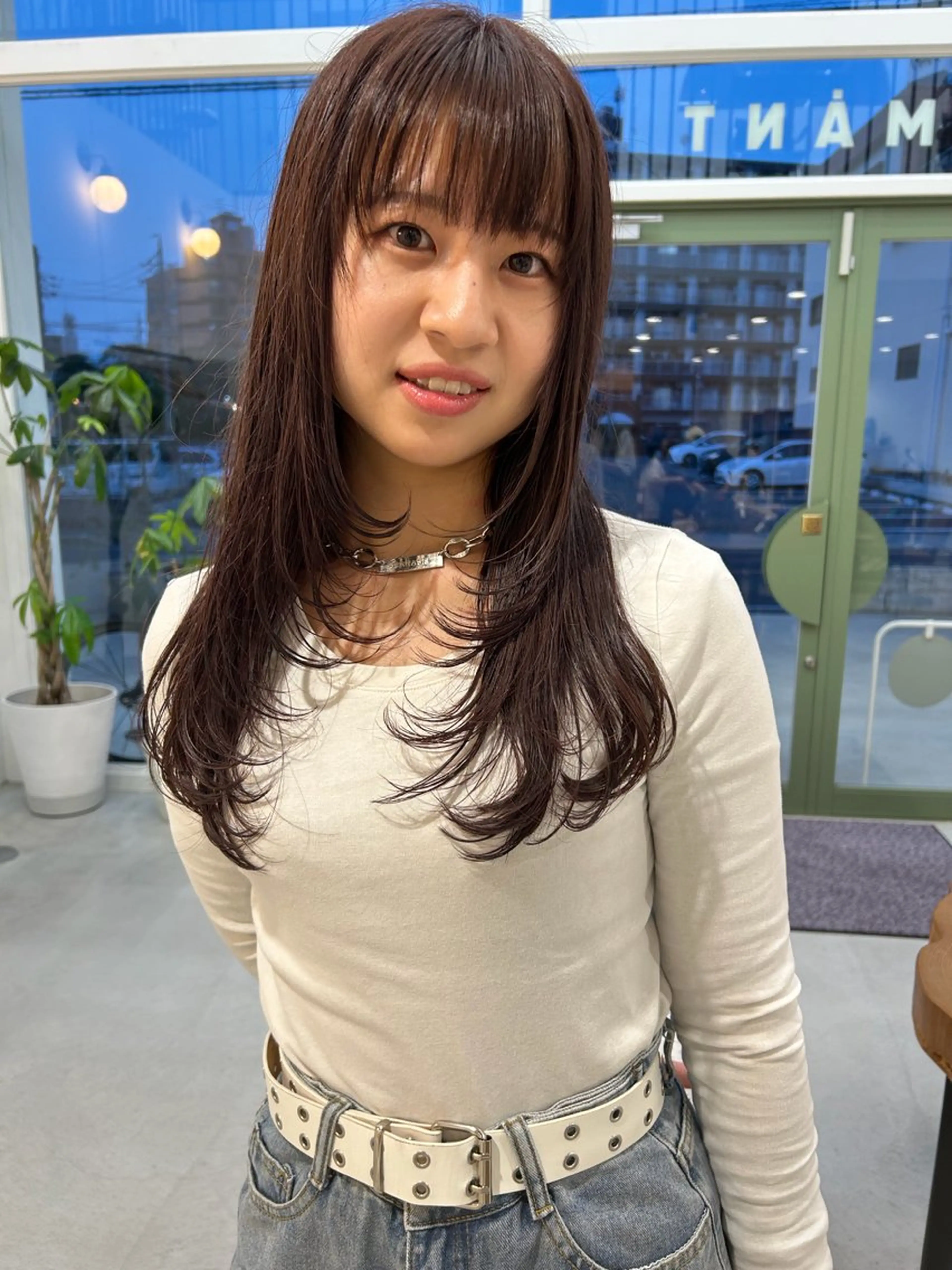 セミロング レイヤーカット 纐纈 大和のヘアスタイル