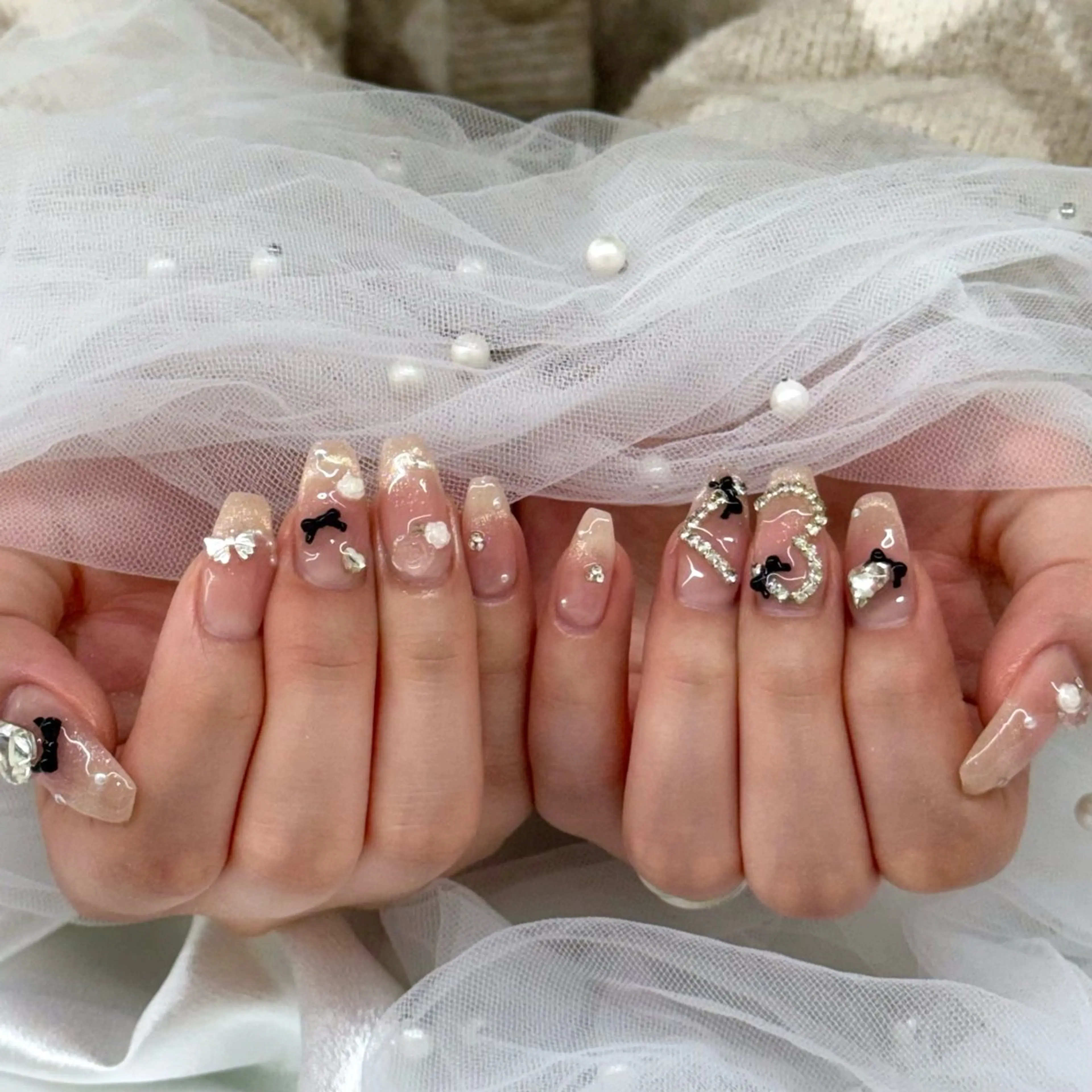 ネイル ハンドネイル ハンドケア Chizuru ☾ ໋のネイルデザイン