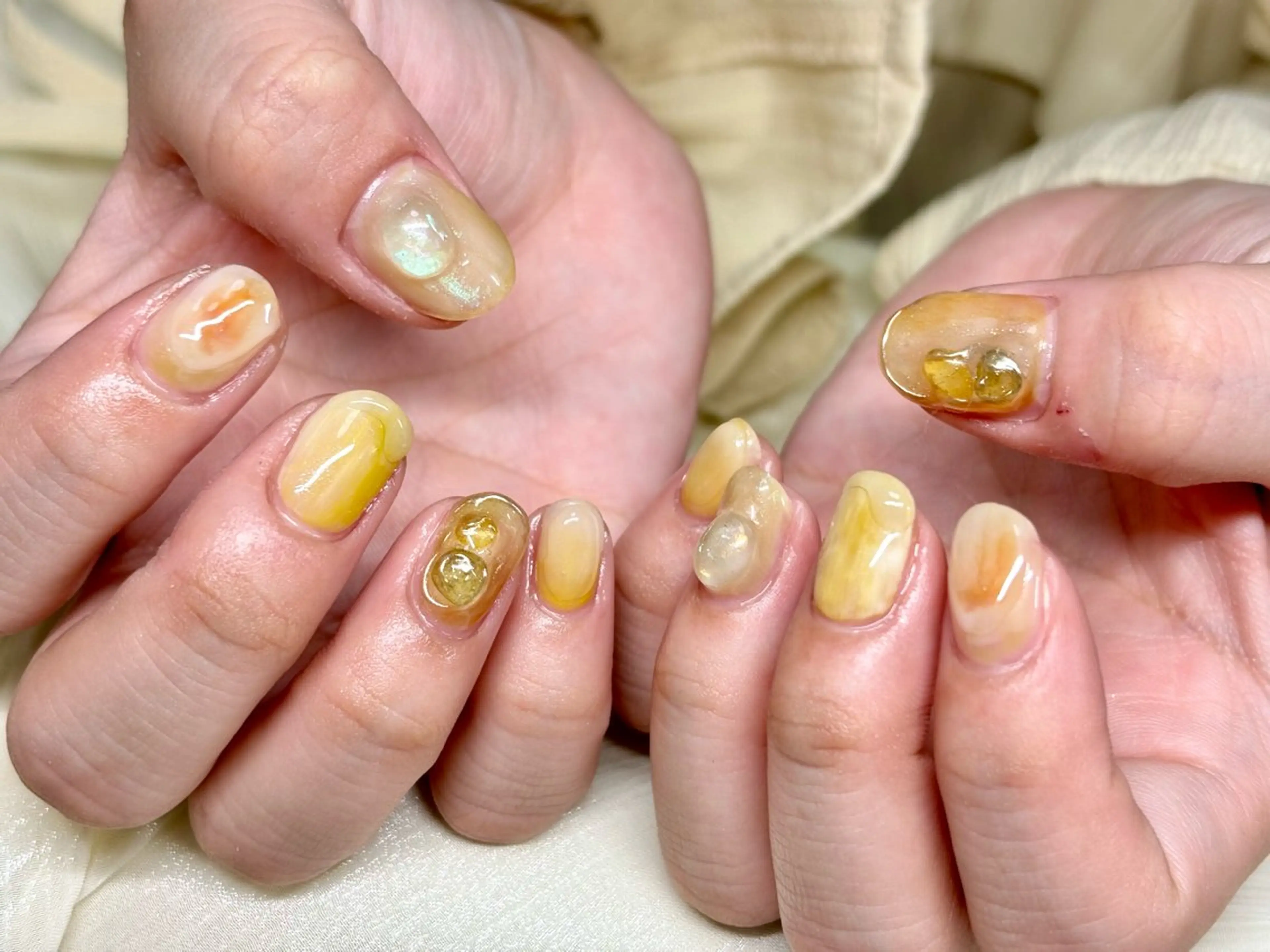 ネイル ニュアンスネイル 春ネイル ハンドネイル ハンドケア ETE LUNA NAILのネイルデザイン
