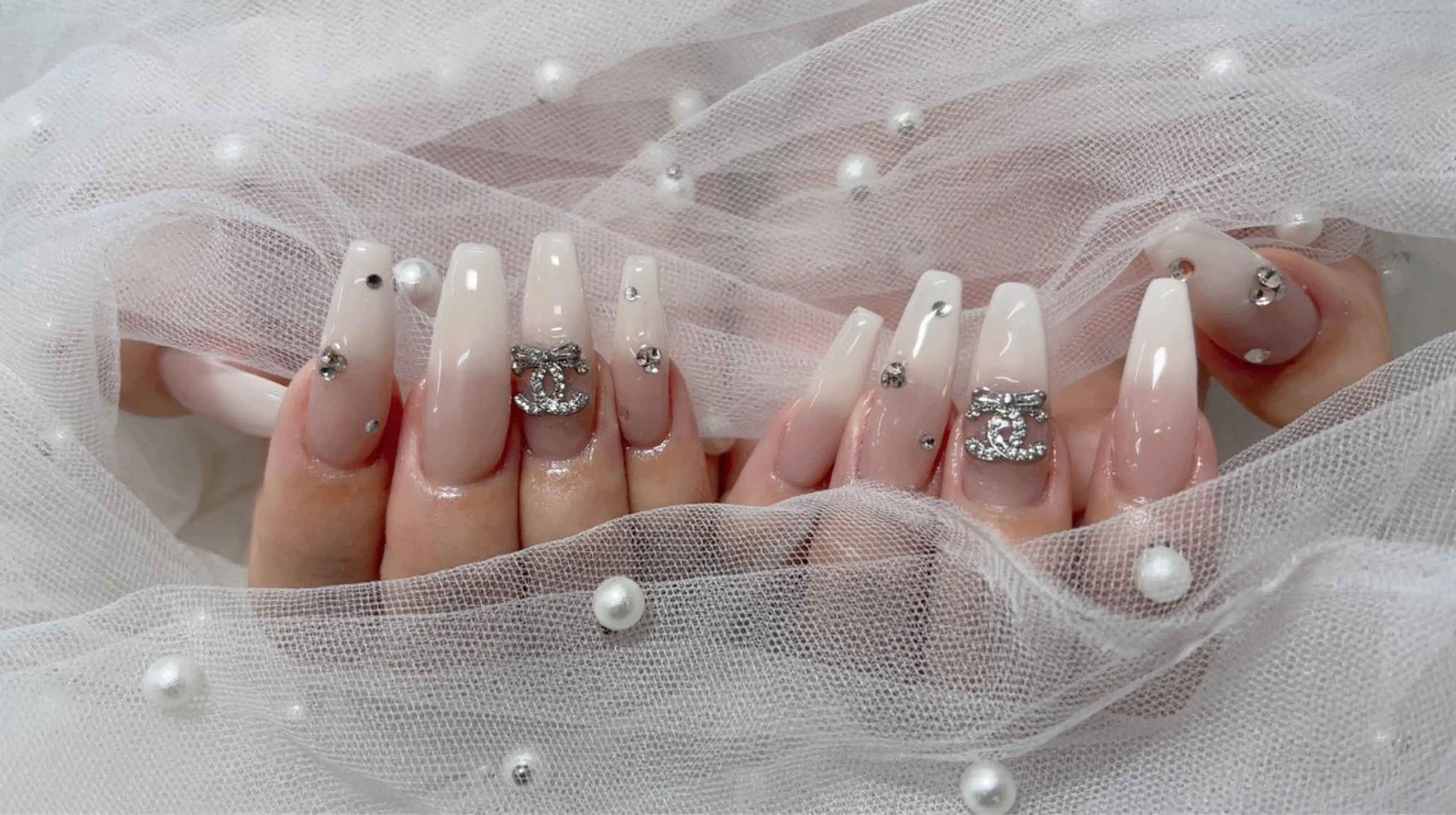 ネイル ハヤシ ミカのネイルデザイン