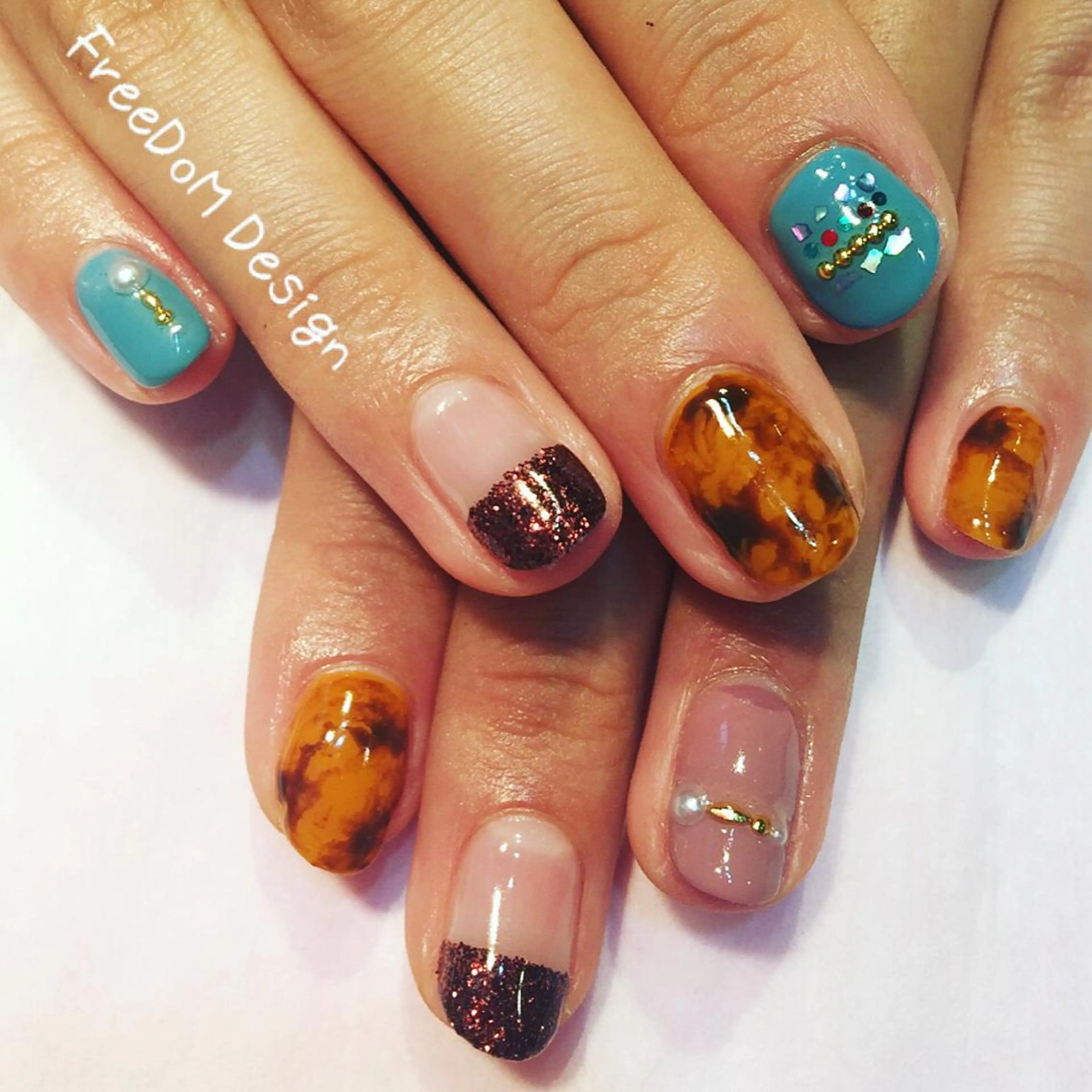 ネイル アートネイル ＦreeDoＭ   Design所属・W KUMIのネイルデザイン