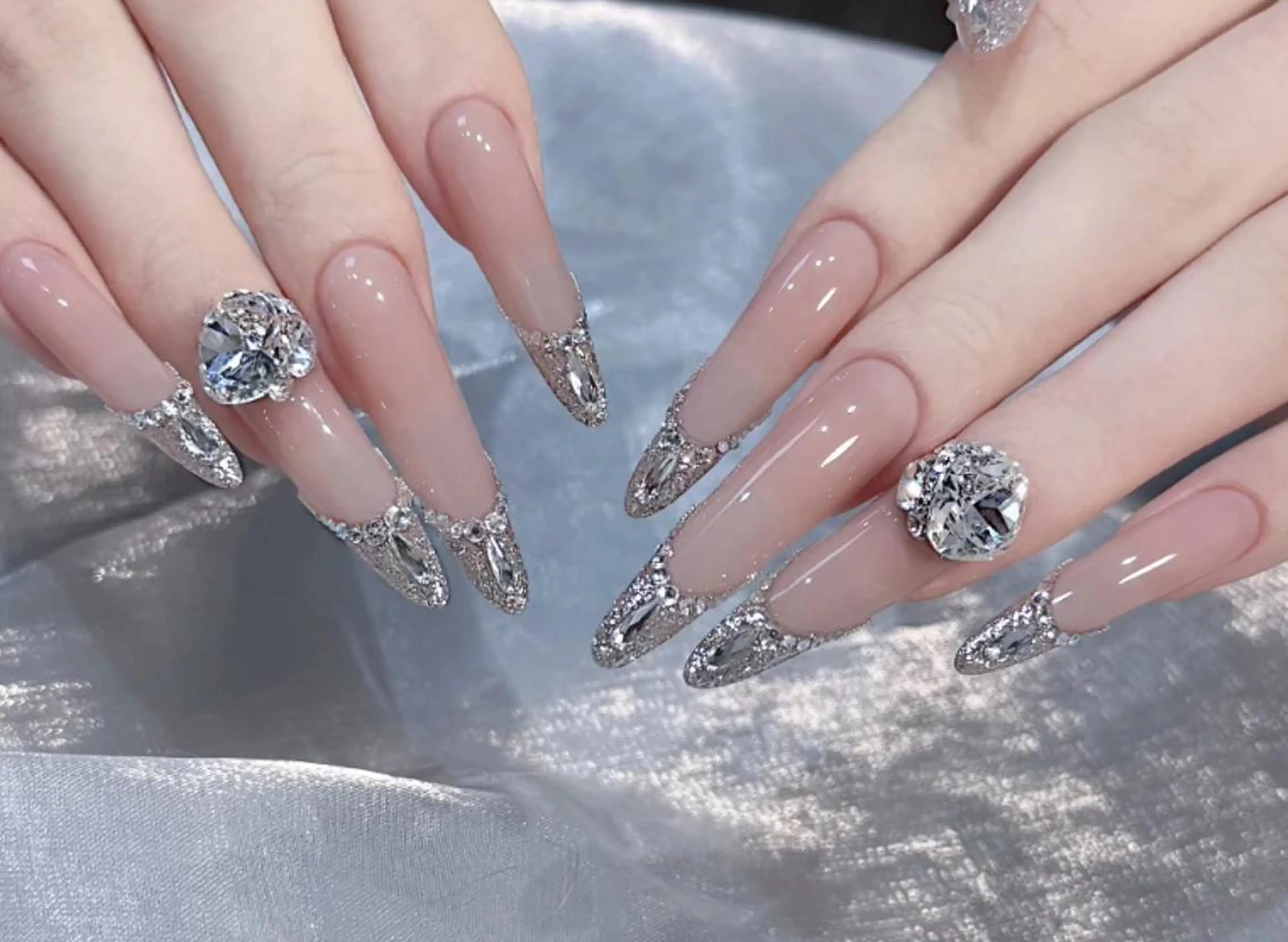 ネイル ハンドネイル Pure&Rich Nailのネイルデザイン