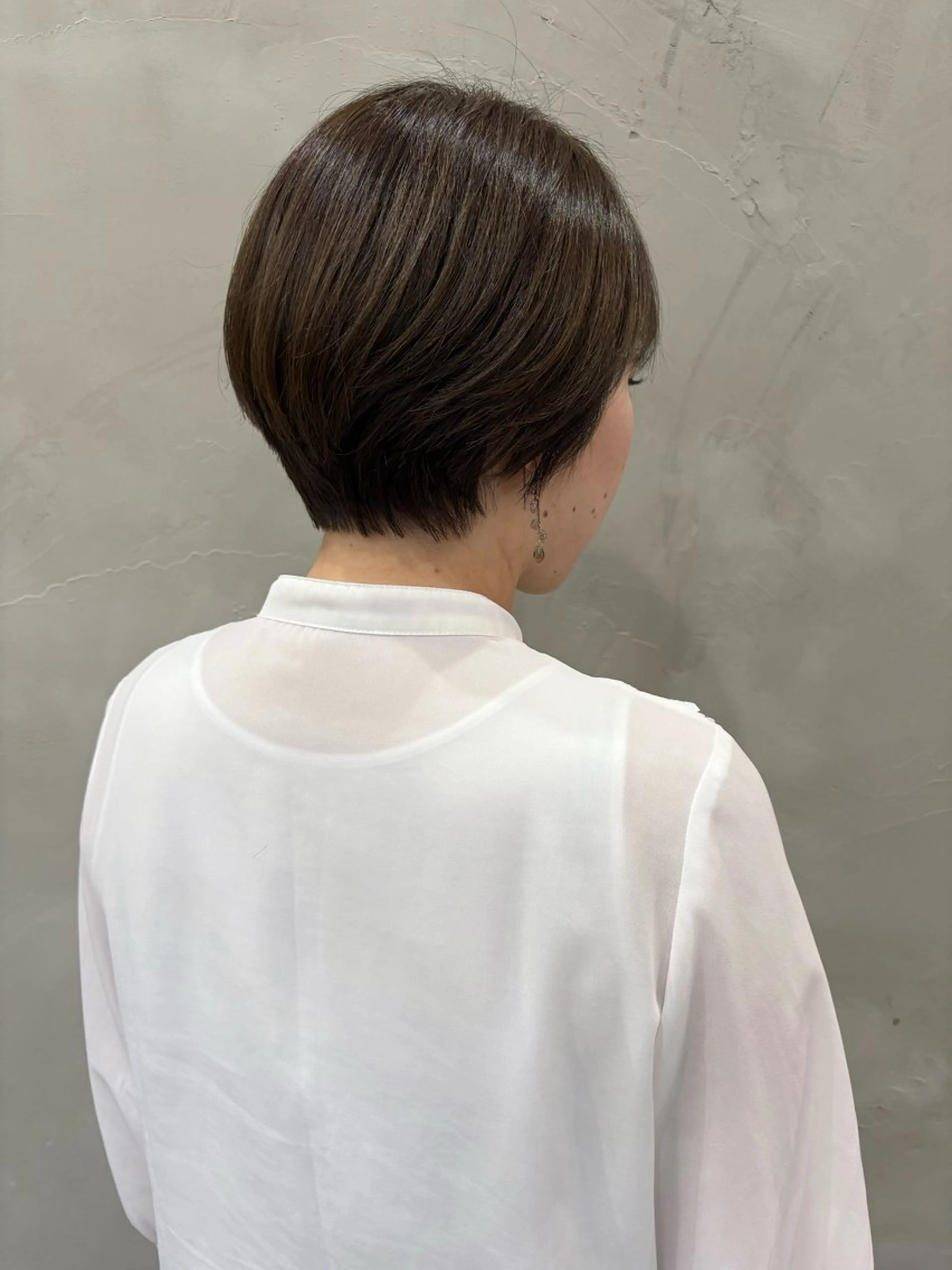 カラー ブリーチ グレージュ かわうち れなのヘアスタイル