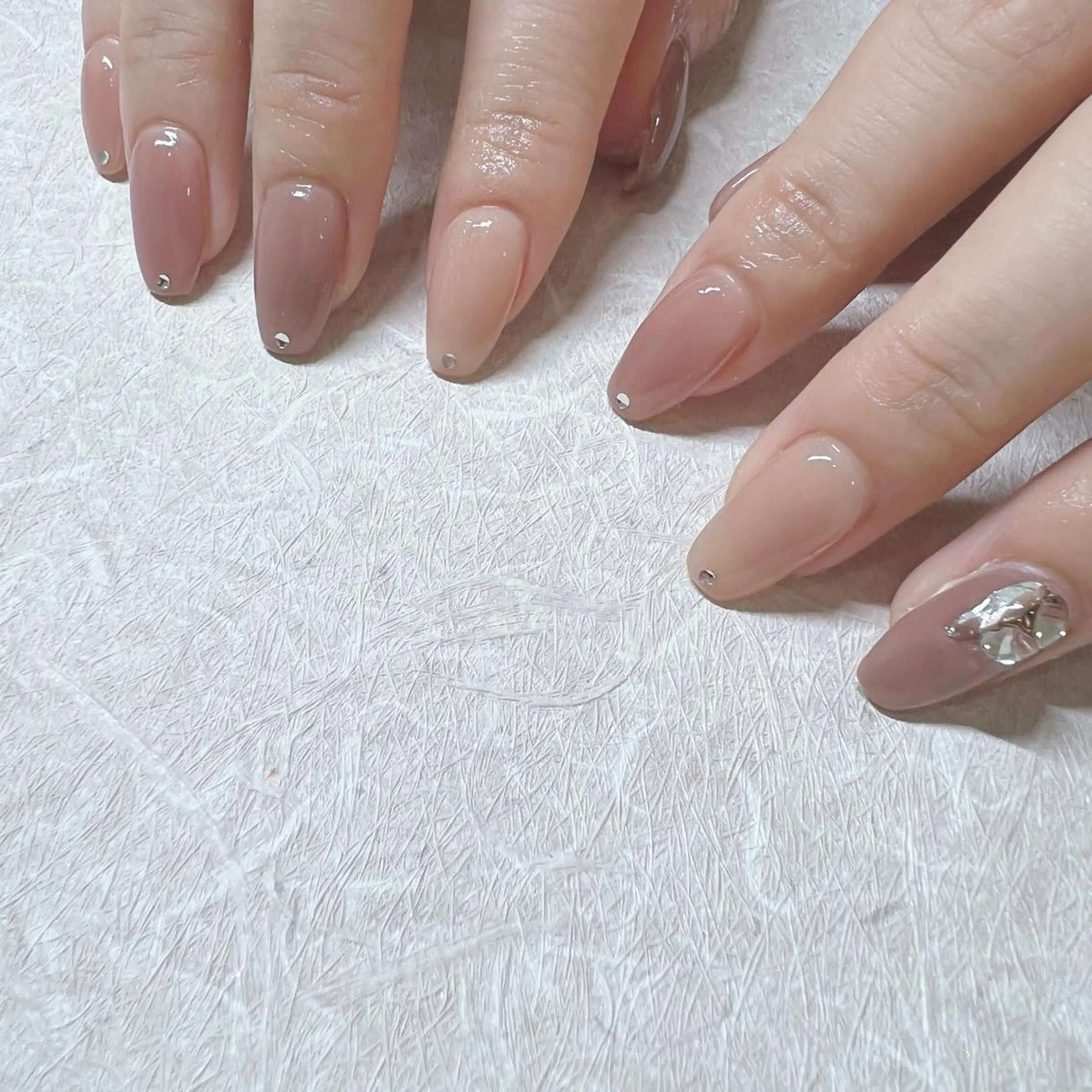 カラー ネイル ハンドネイル Cozy_ ilumのネイルデザイン