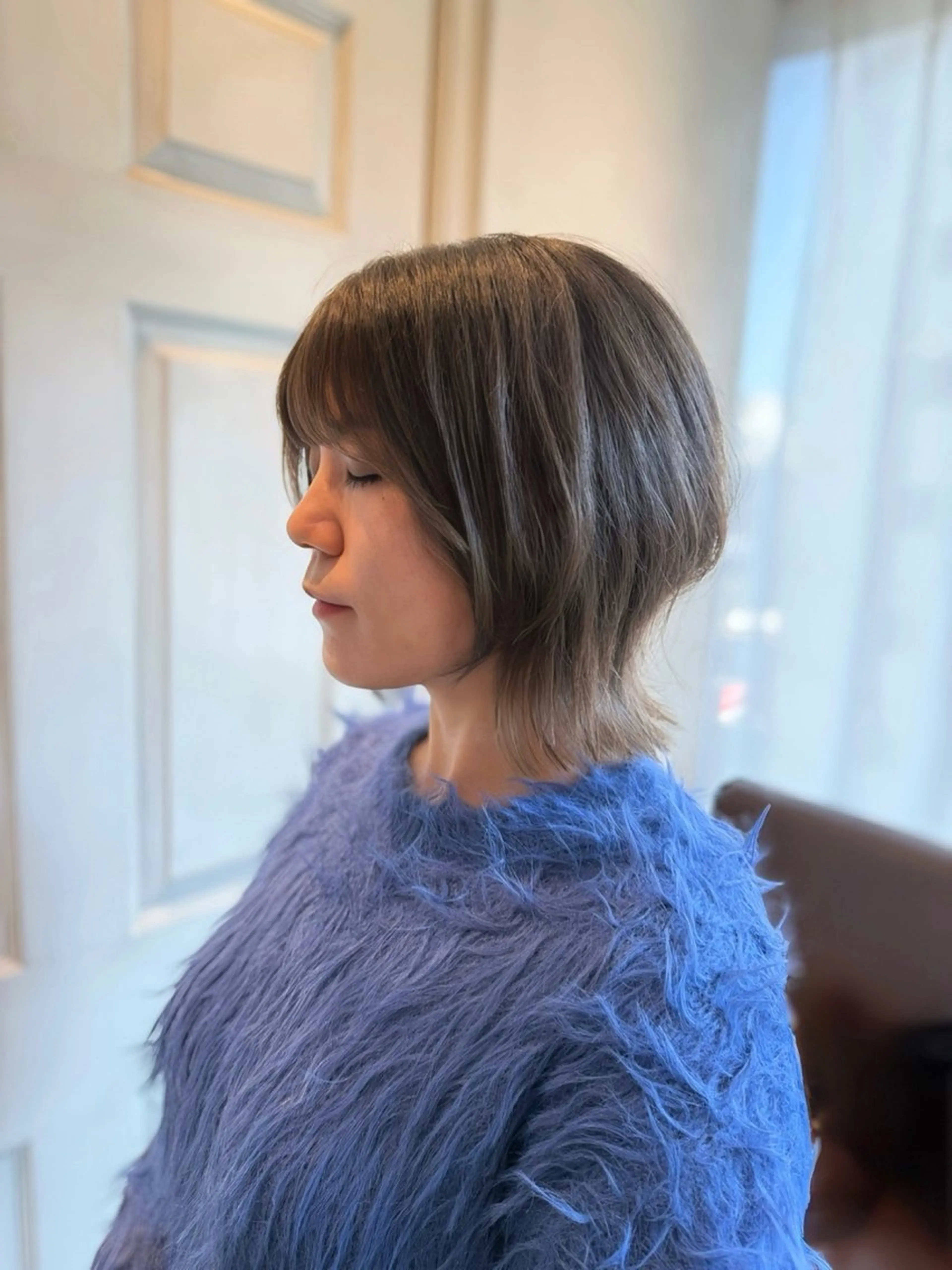 ミディアム レイヤーカット ウルフカット ウルフレイヤー カット ヘアメイク美容師 🦋サカモトレナ🦋のヘアスタイル