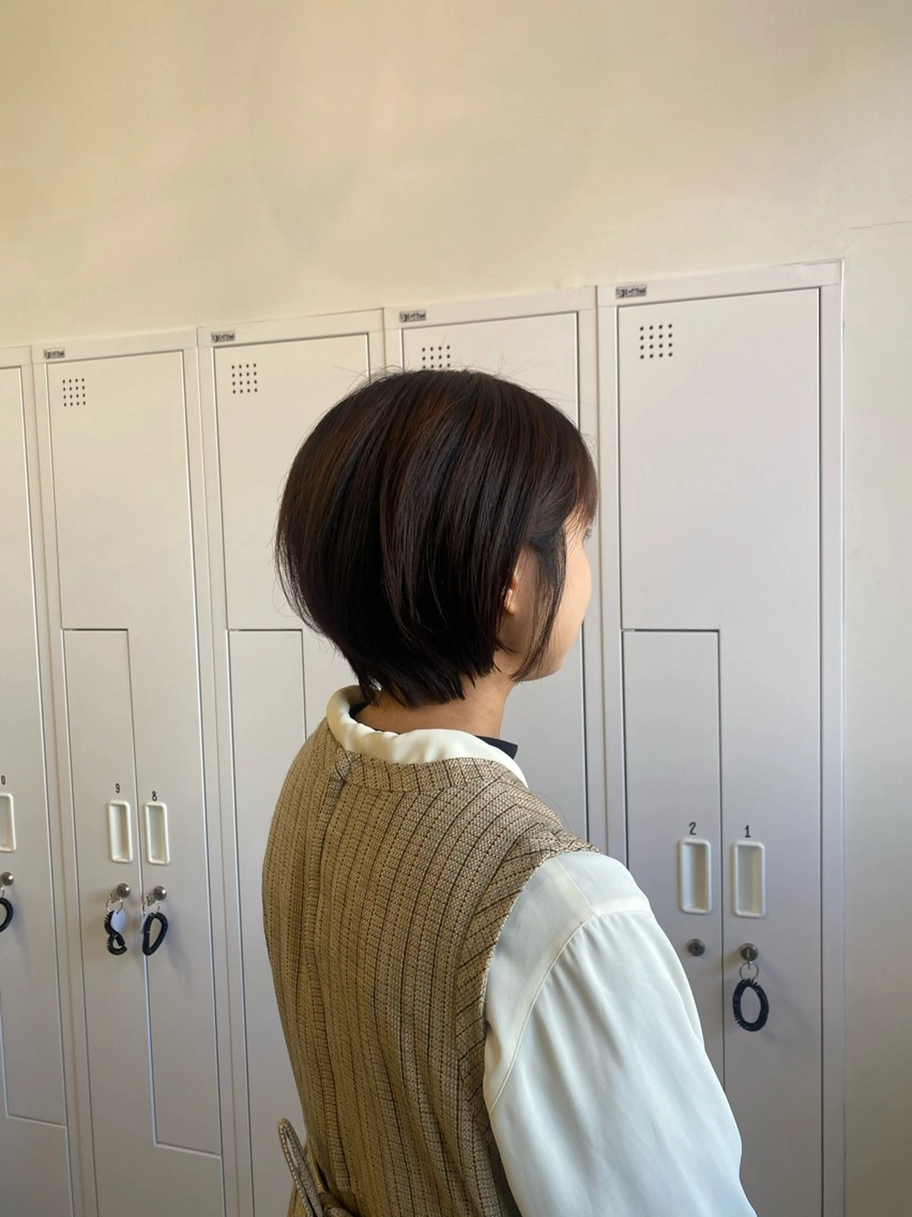 ショート 川角 しなのヘアスタイル
