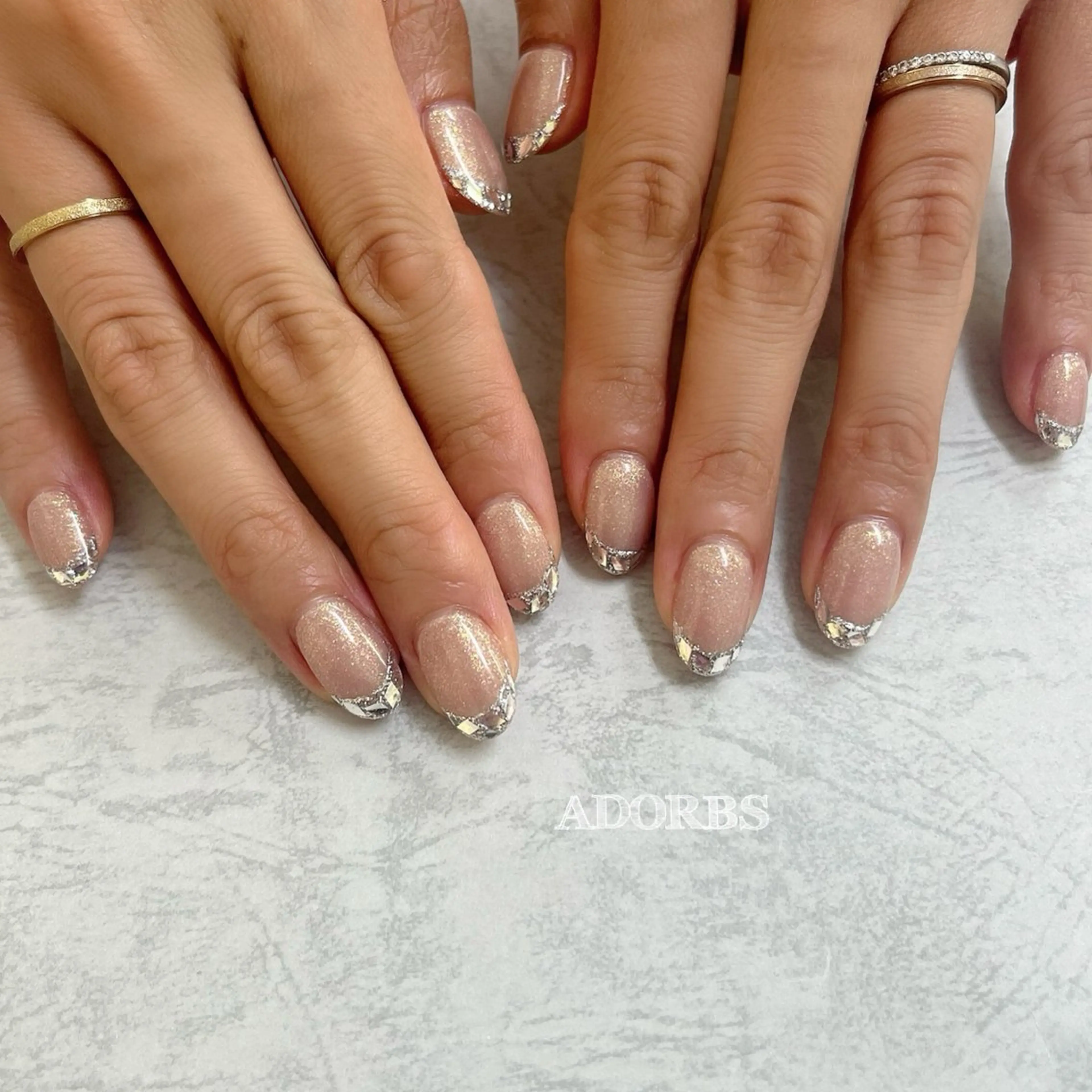 ネイル フレンチネイル ガラスフレンチ ハンドネイル ADORBS ✩上福岡のネイルデザイン