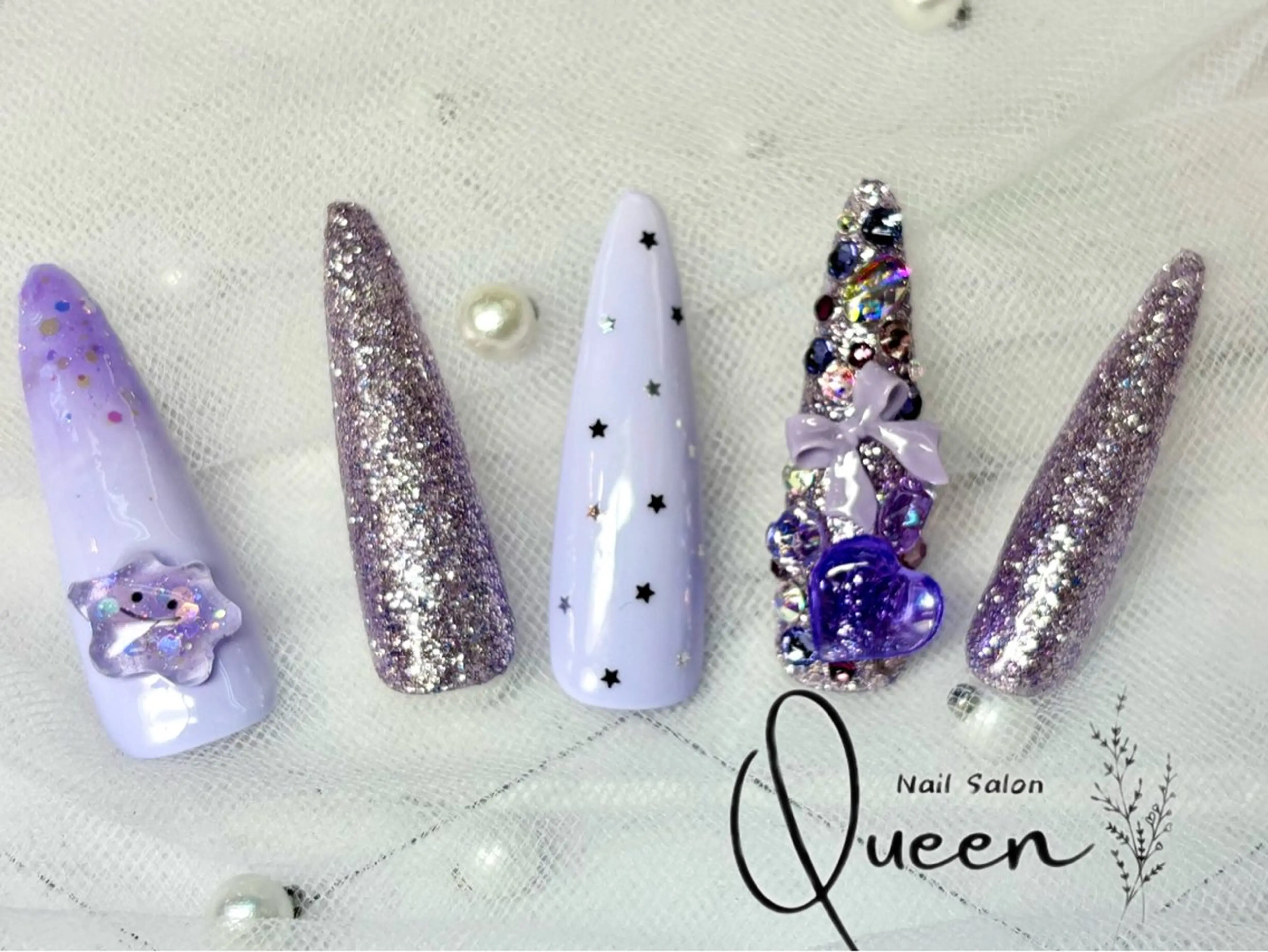 ネイル Queennail 北堀江megumiのネイルデザイン