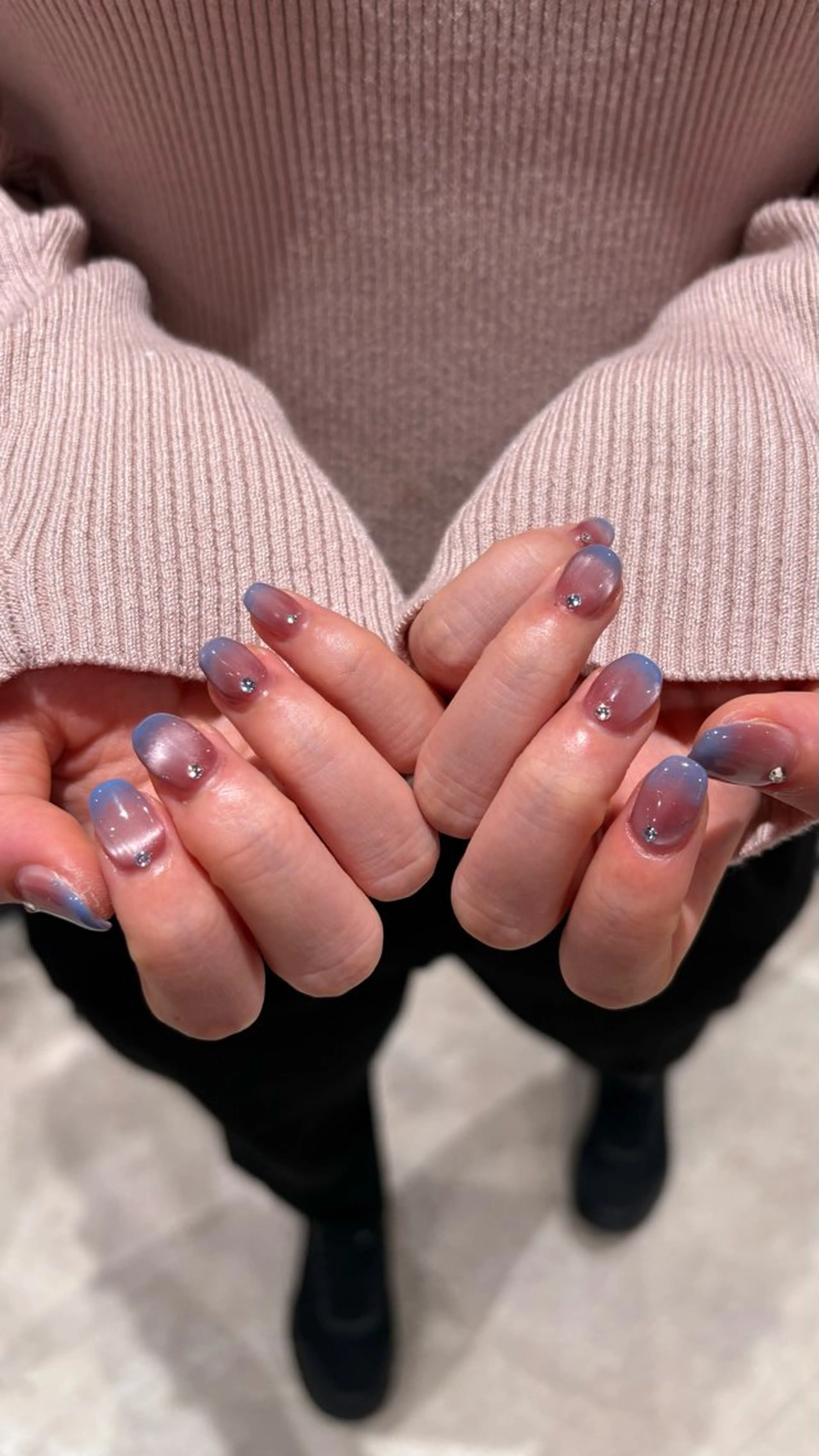 ネイル グラデーション マグネットネイル ハンドネイル ハンドケア 似合わせカット/ メンズ/ココネ⭐️のヘアスタイル