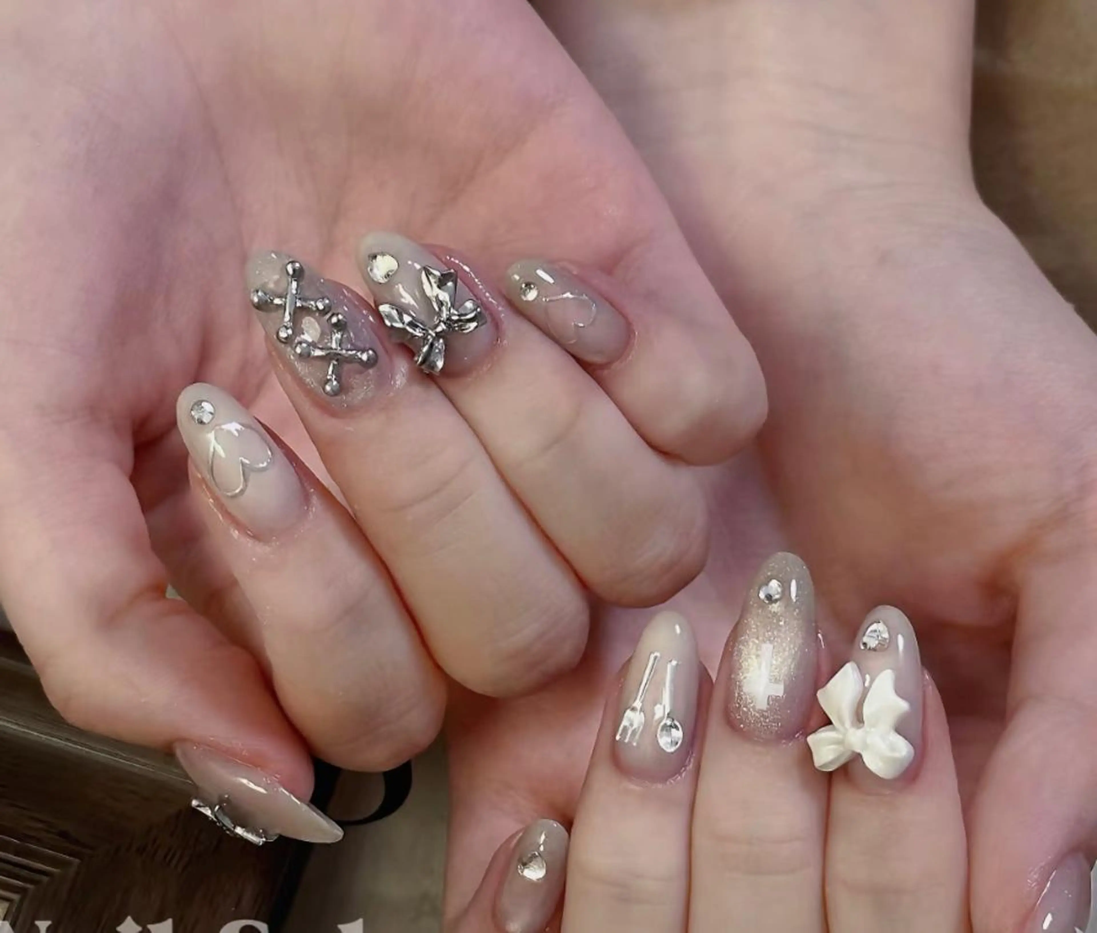 ネイル ハンドネイル エリ🫧 nail池袋東口のネイルデザイン