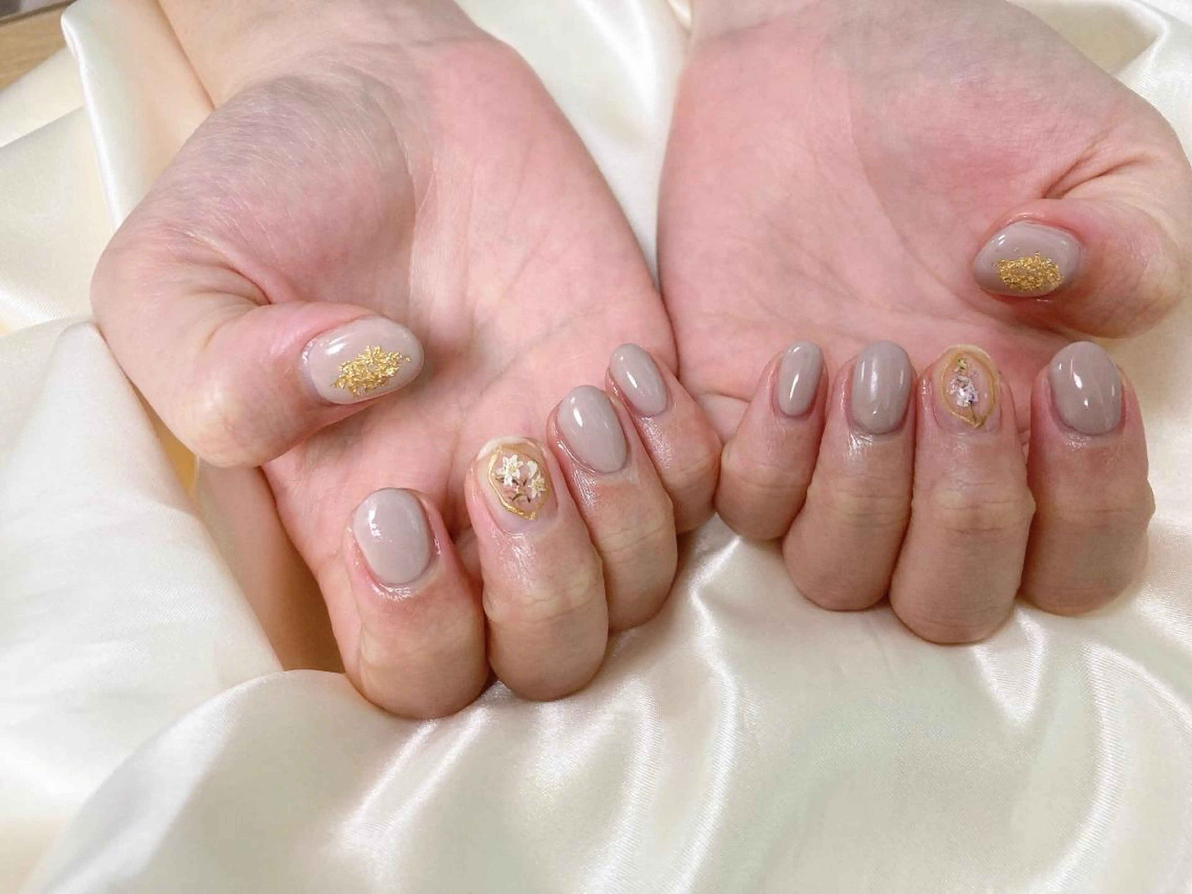 ネイル mogunail &blowのネイルデザイン