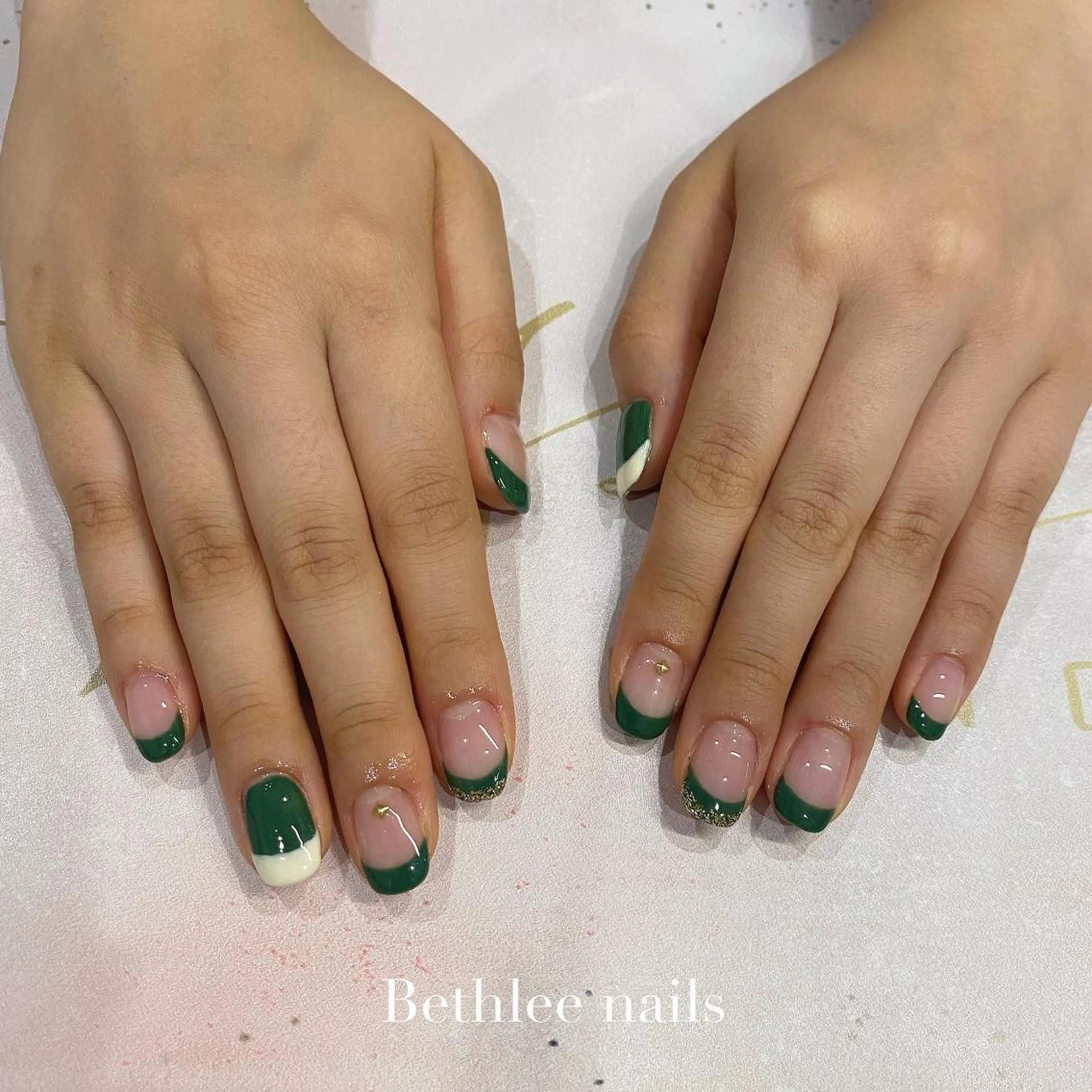 ○90分施術、3本アート、●ハンド（ワンカラー、カラグラ、ラメグラ、フレンチ、バーチャルフレンチ）オフなしの写真