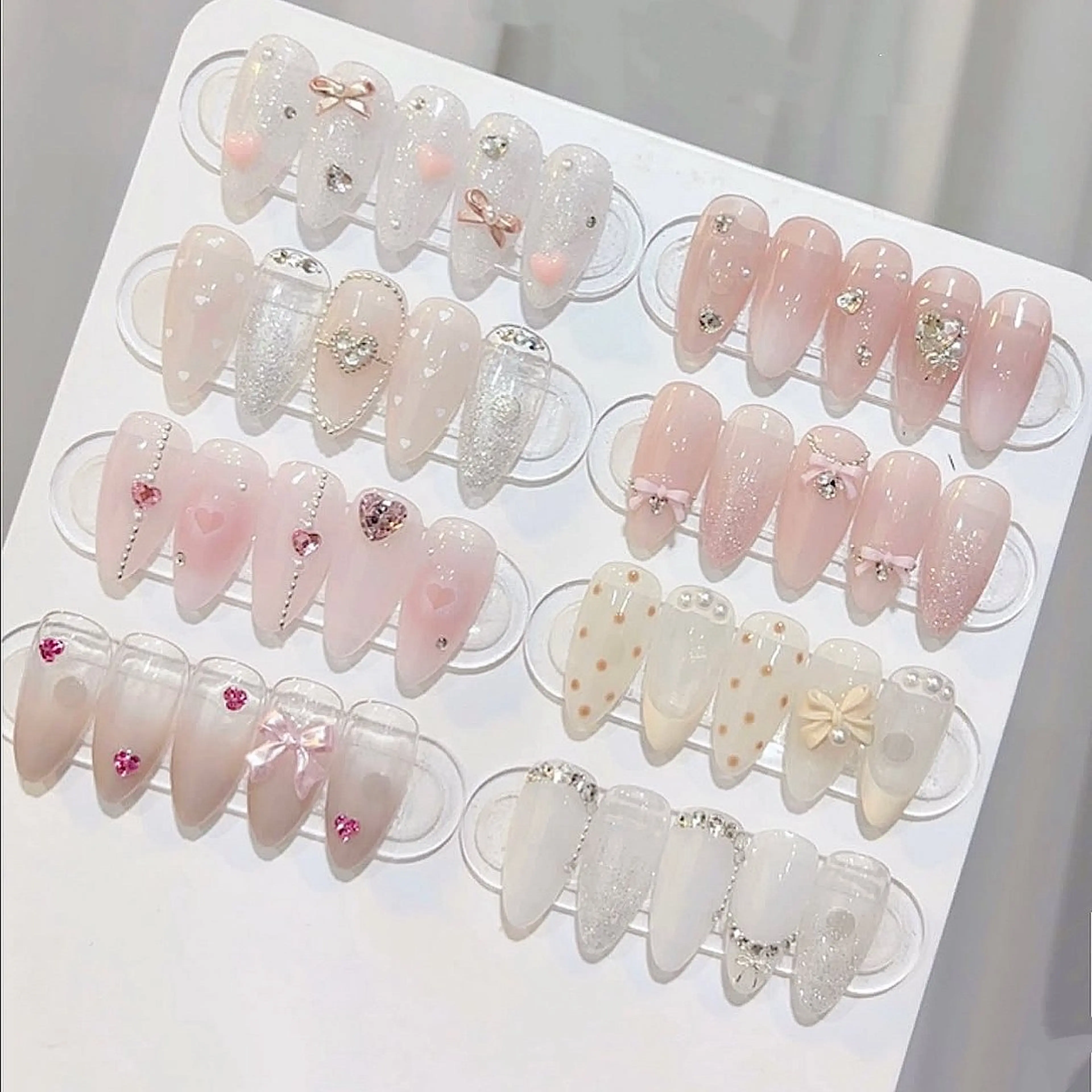 カラー プン Sora Nailのネイルデザイン