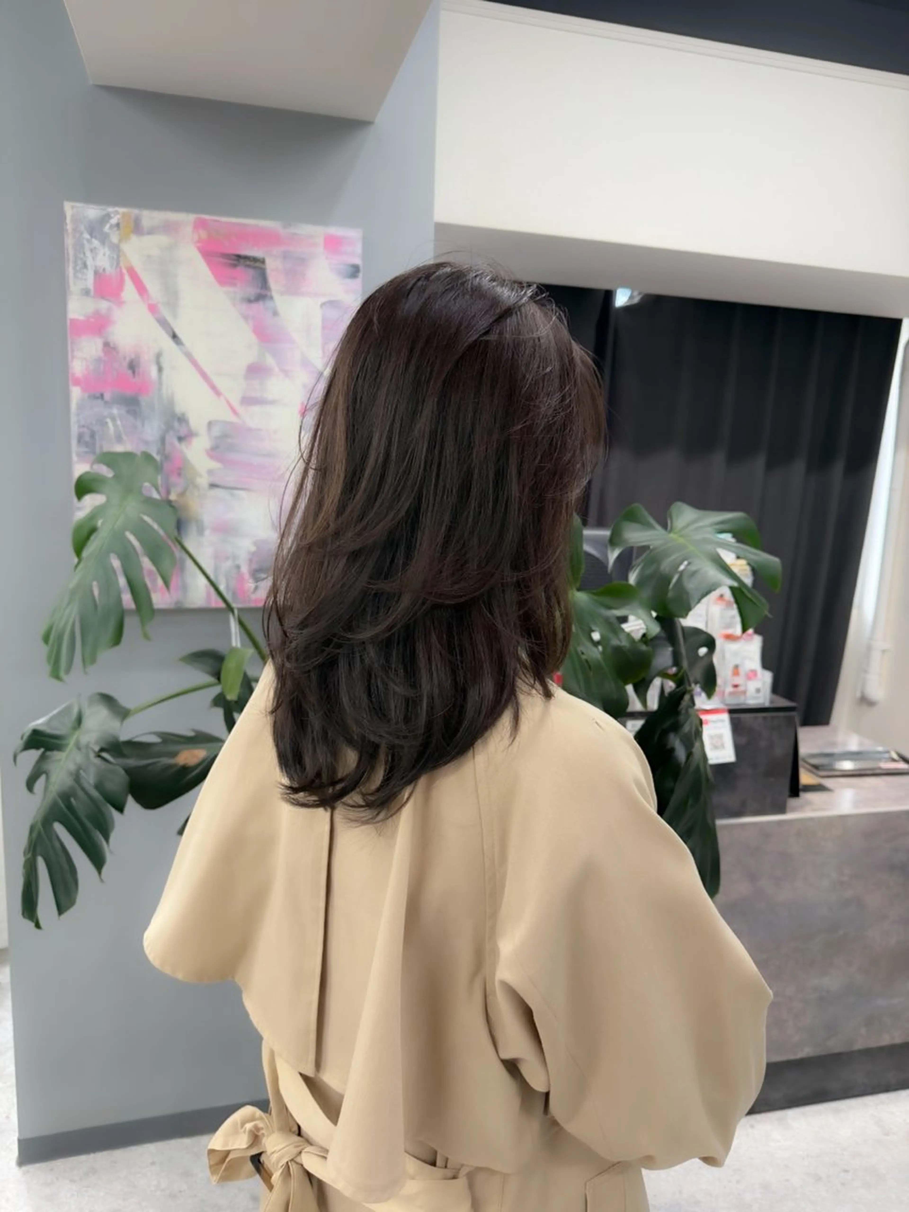 ミディアム レイヤーカット CLETO HONOKAのヘアスタイル