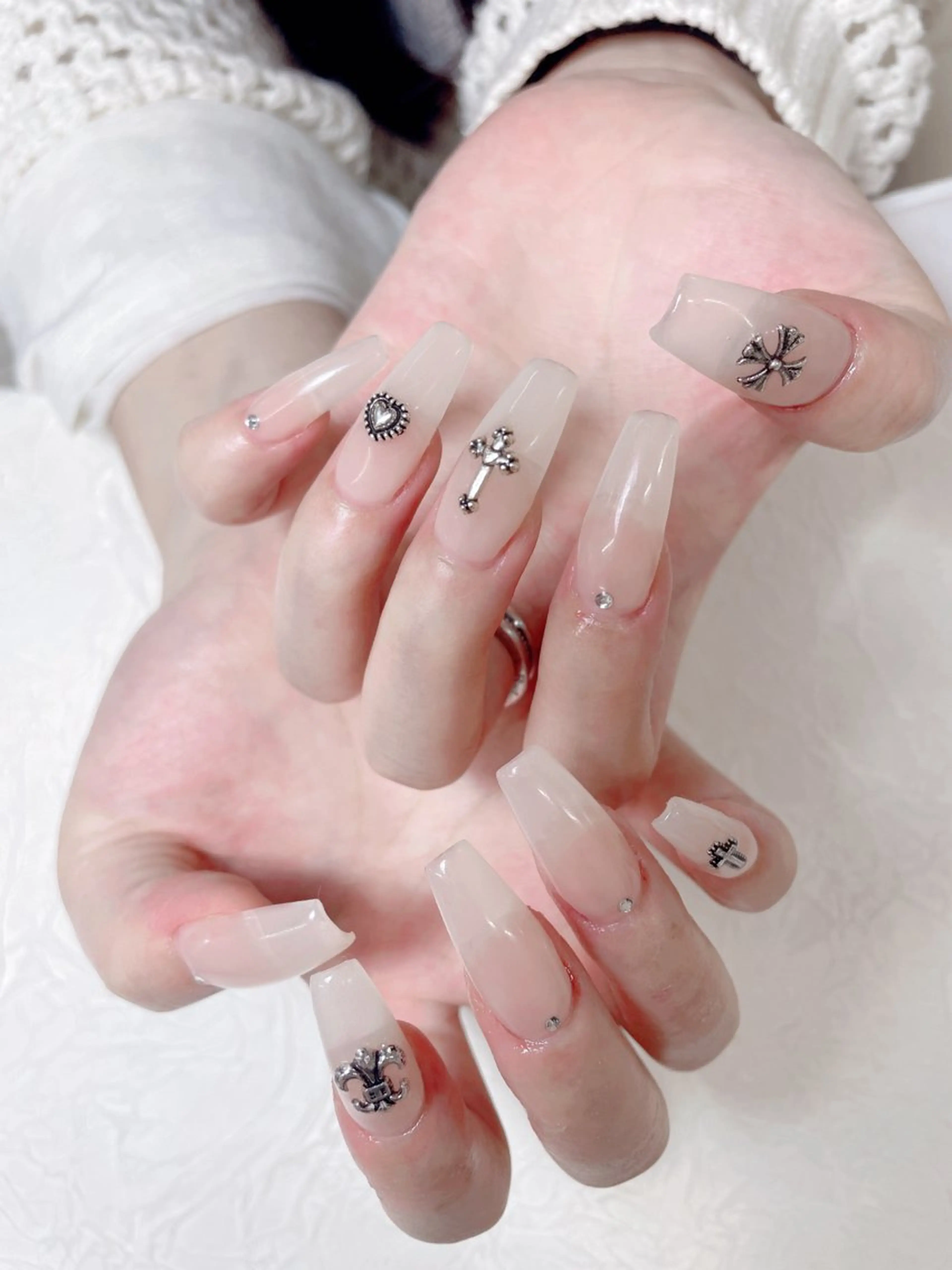 ネイル ハンドネイル ハンドケア 閨匠ビューティサロン 新橋店♡BinBinのネイルデザイン