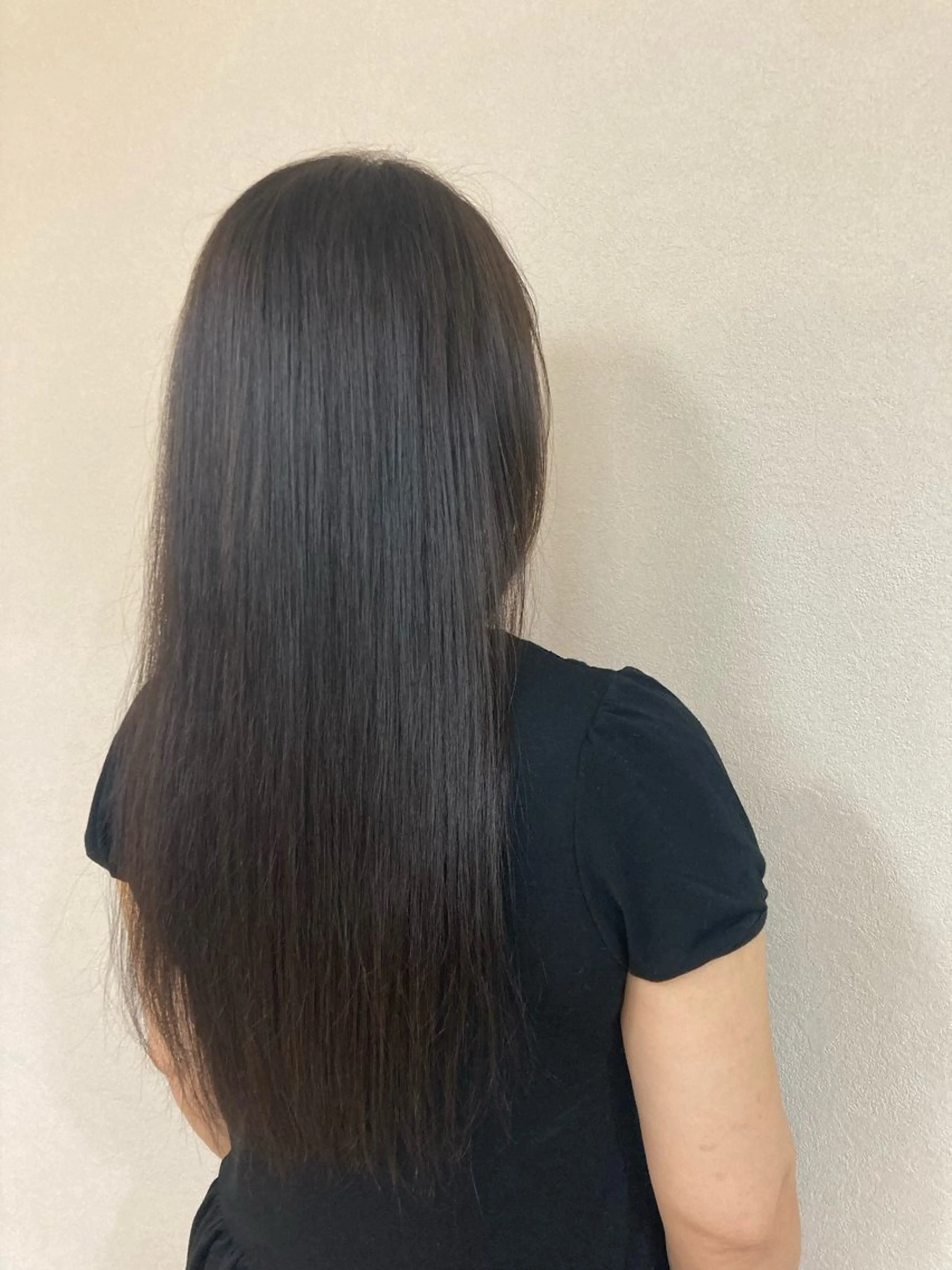 ロング カラー ウジイエ ミユウのヘアスタイル