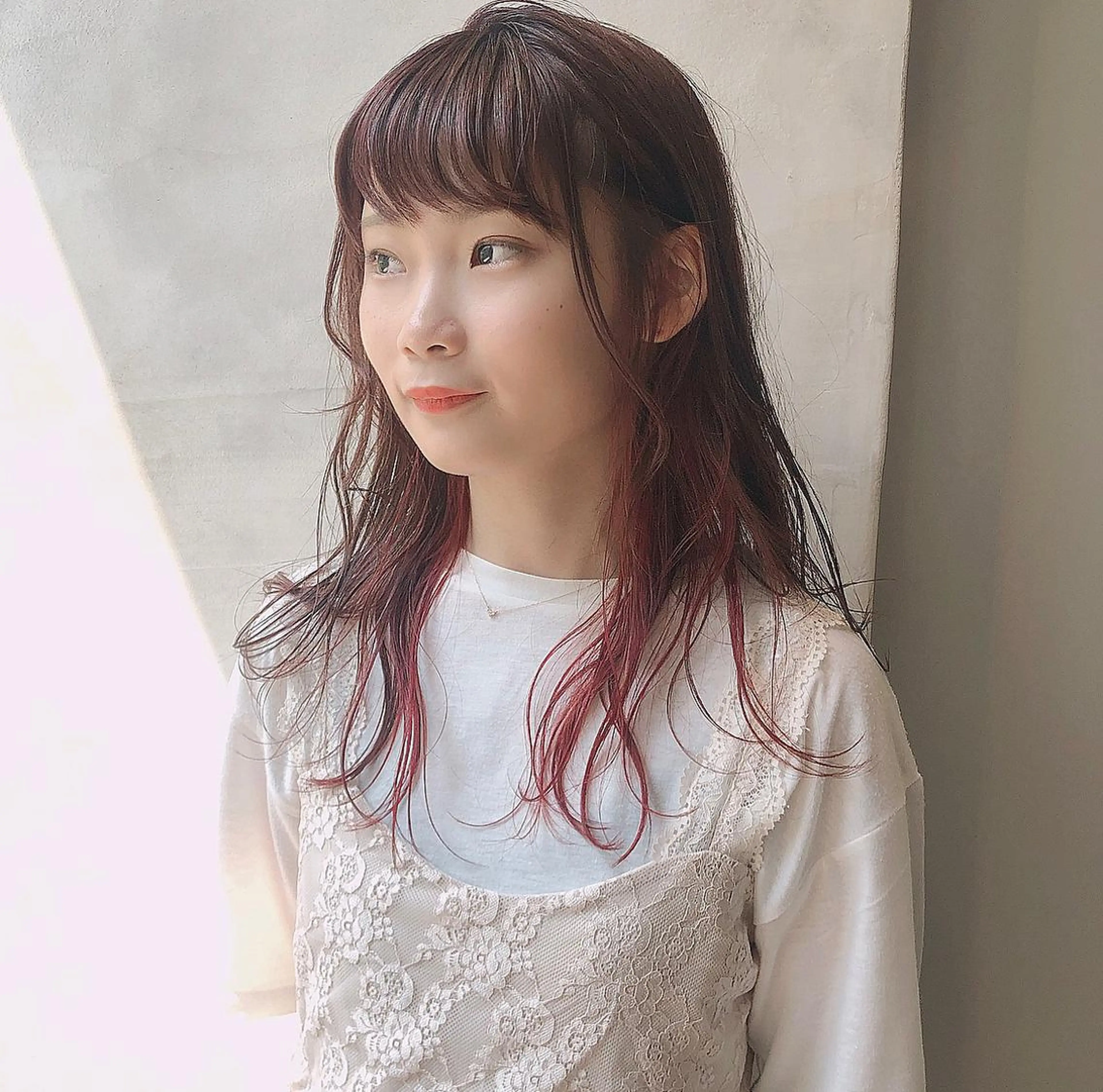 ロング カラー ブリーチ インナーカラー 圧倒的透明感カラー nana🦕のヘアスタイル