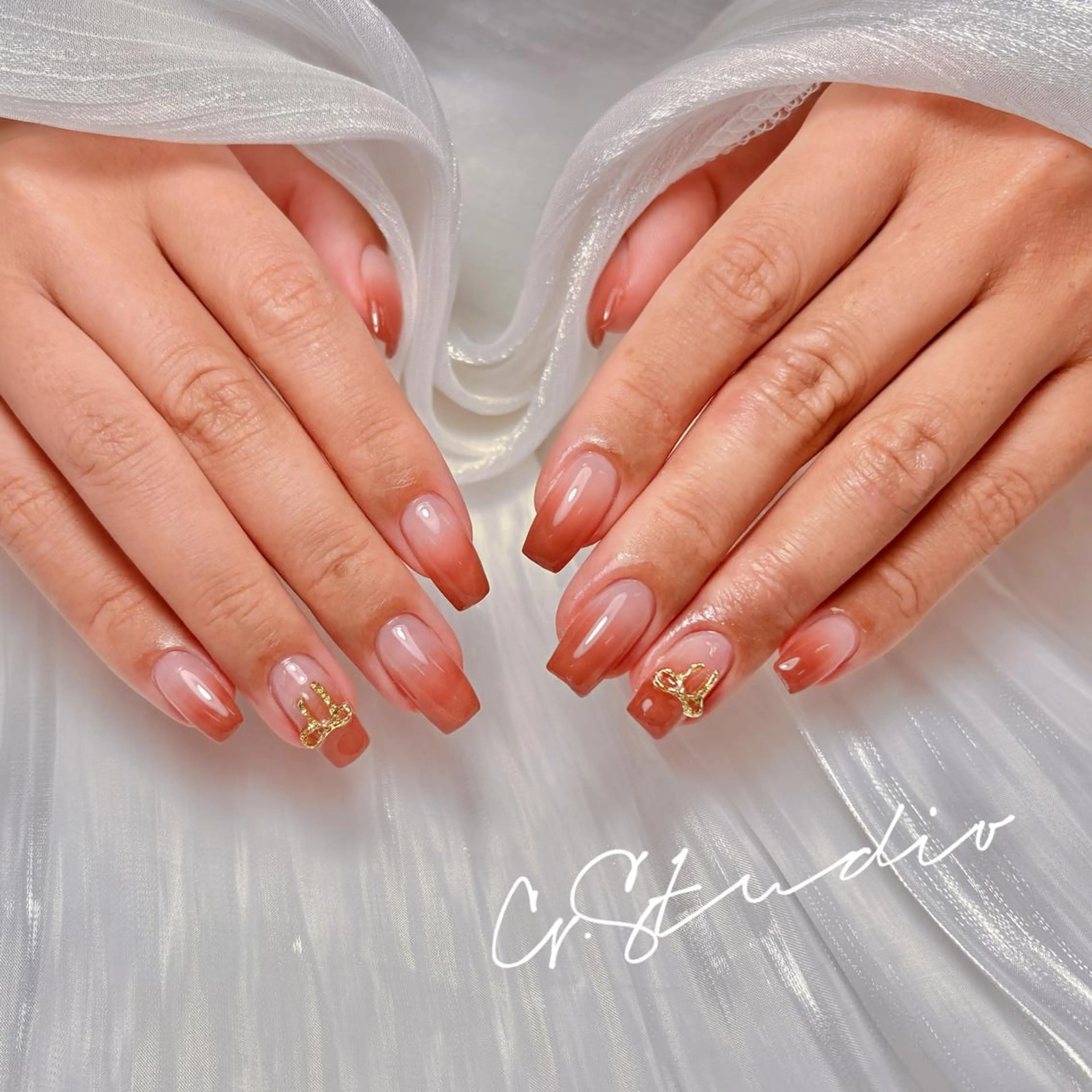 ネイル ハンドネイル ハンドケア Tina 。のネイルデザイン