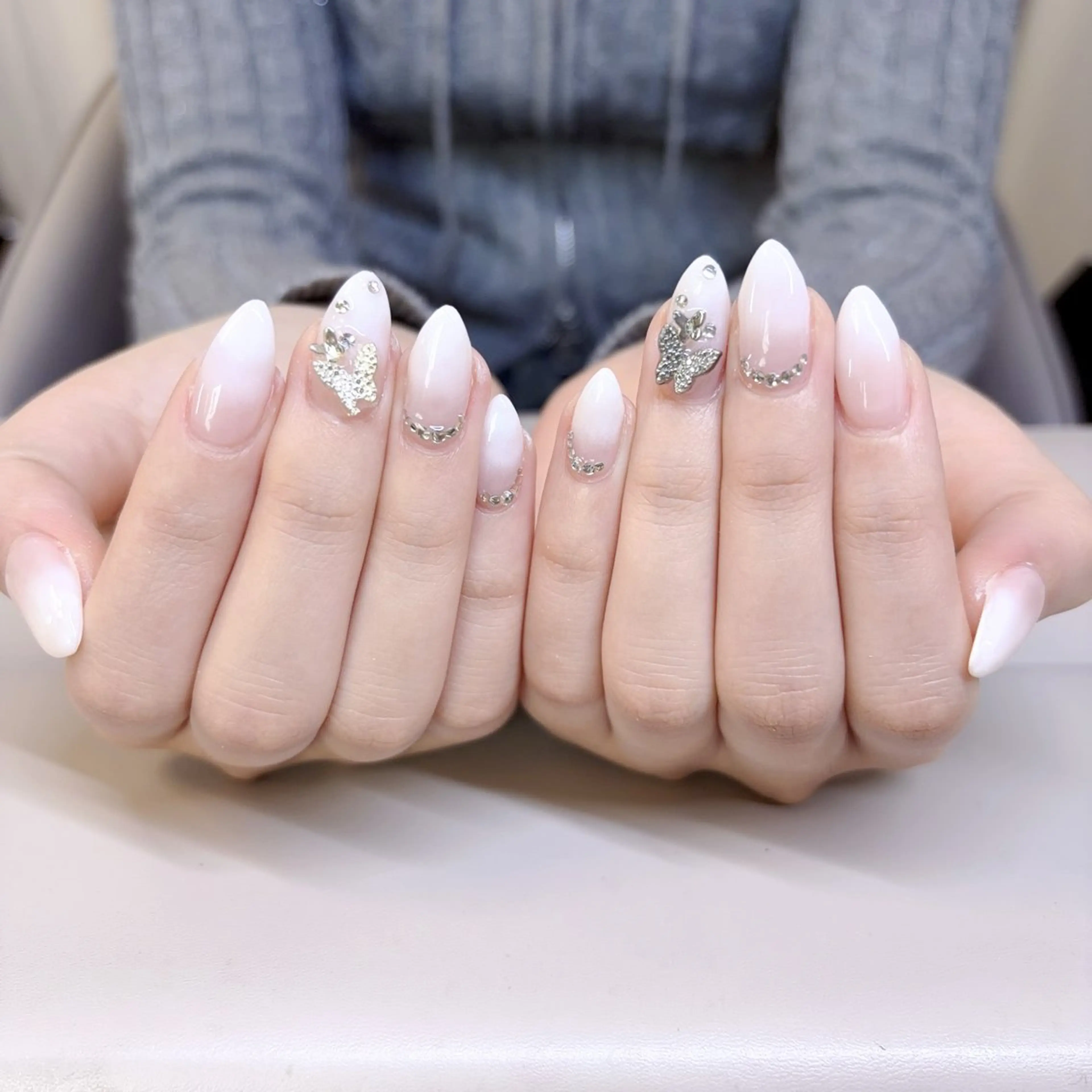 ネイル 翁 昌紅のネイルデザイン