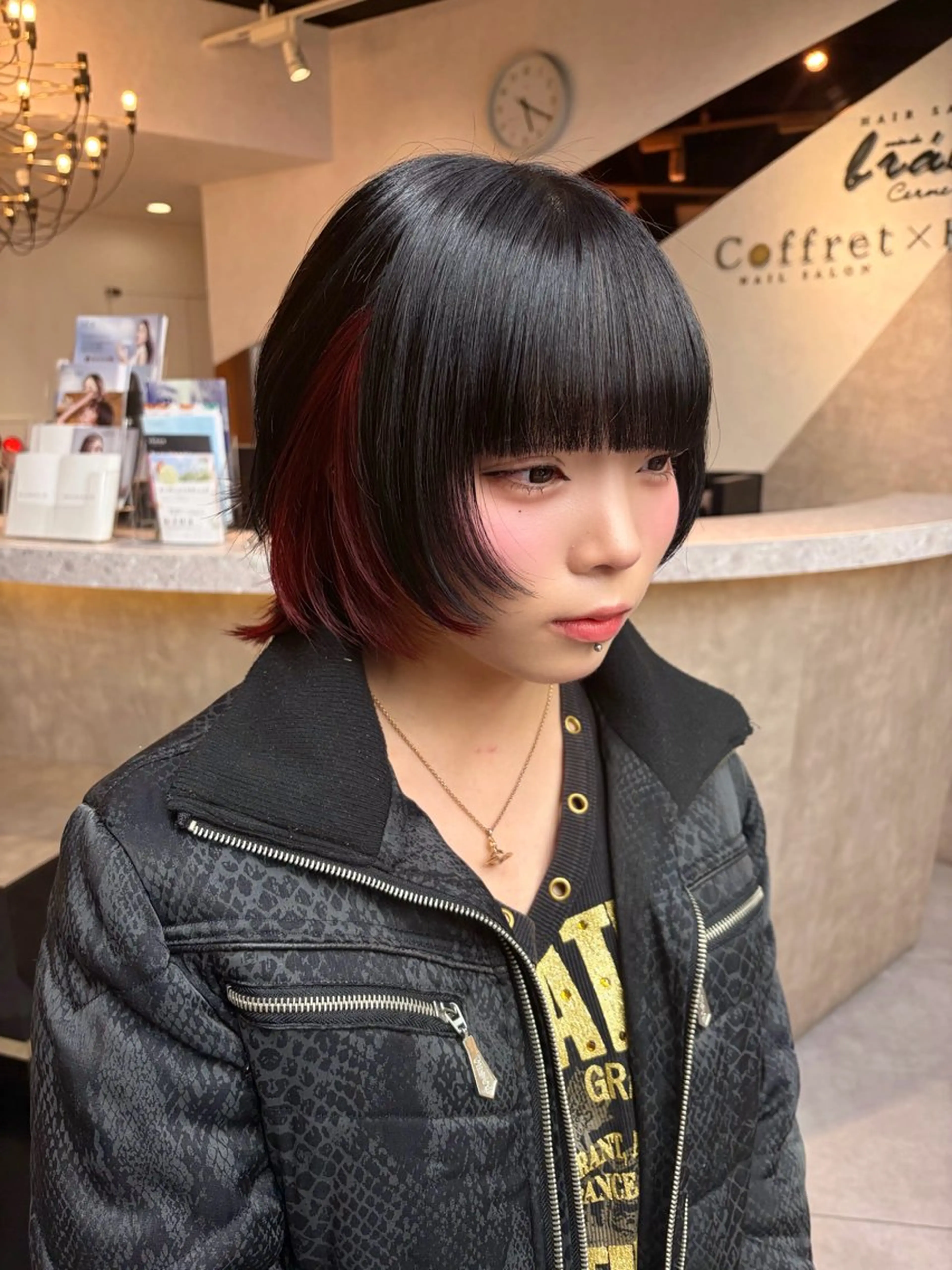 ショート カラー 藤原快斗/レイヤー /ウルフ/ハイトーンのヘアスタイル