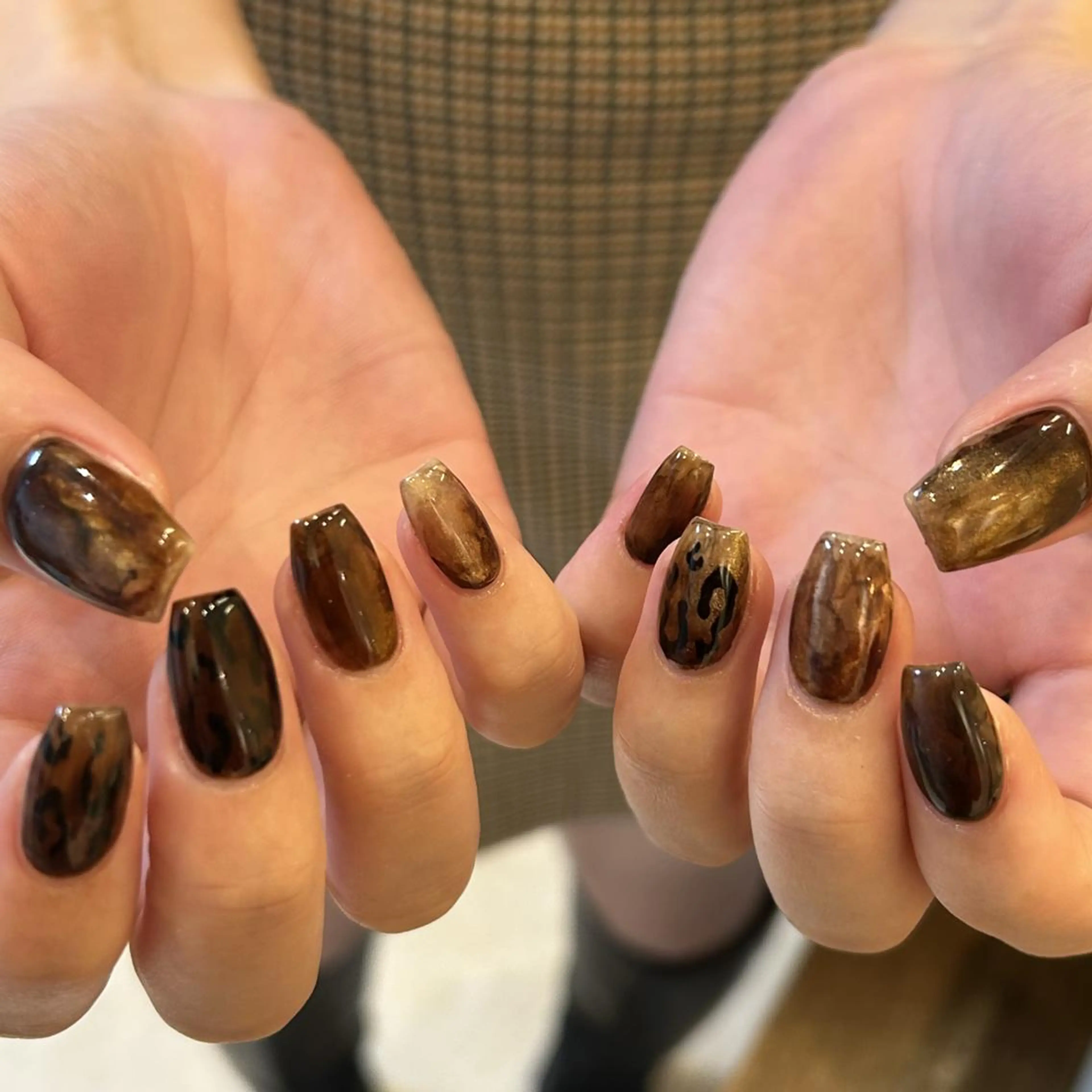 ネイル オーロラネイル ジェルネイル 氷ネイル・うるうるネイル 韓国ネイル ミラーネイル ハンドネイル nails TOKYOのネイルデザイン