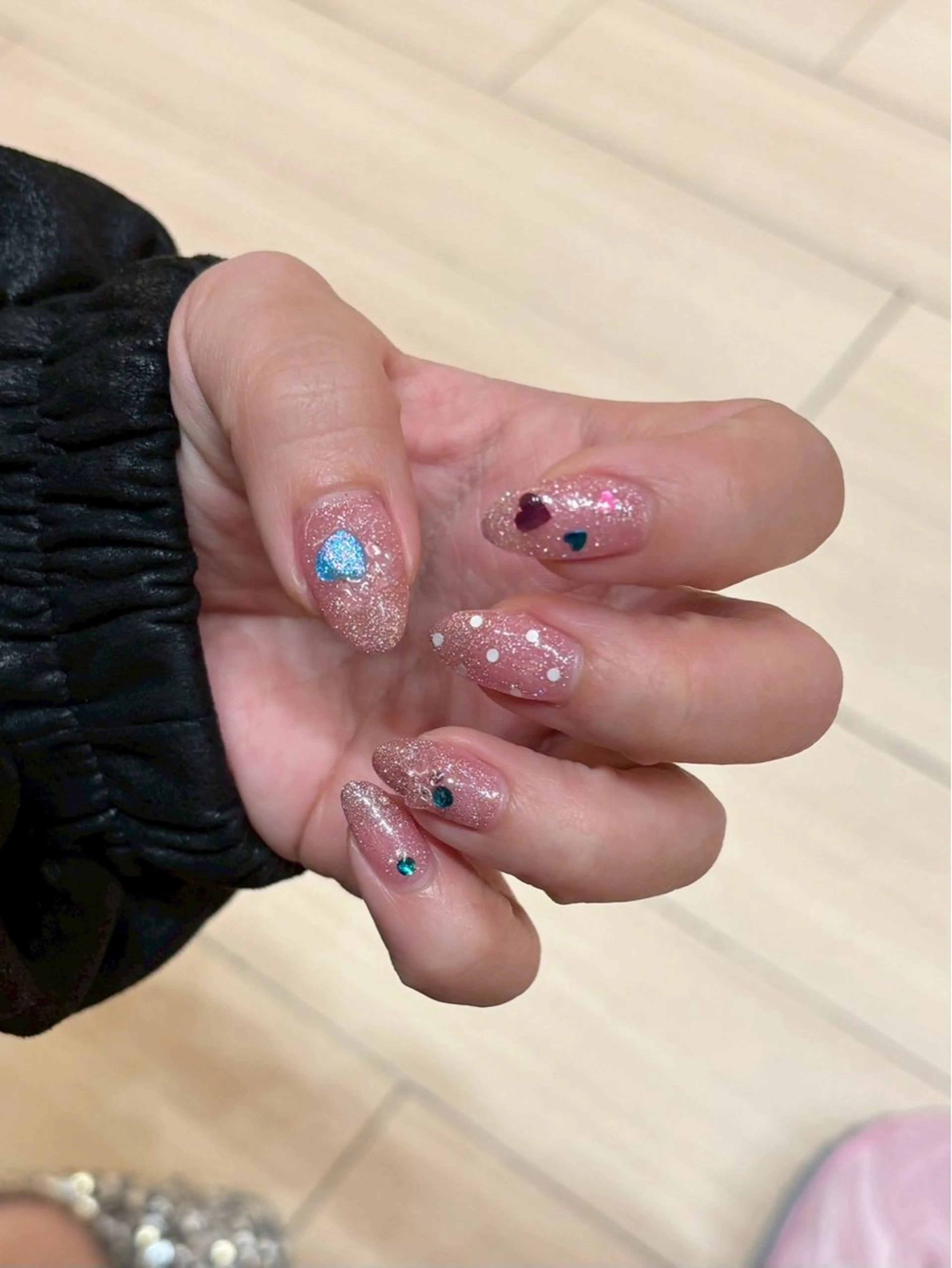 ネイル ハンドネイル 亀山 ゆらのネイルデザイン