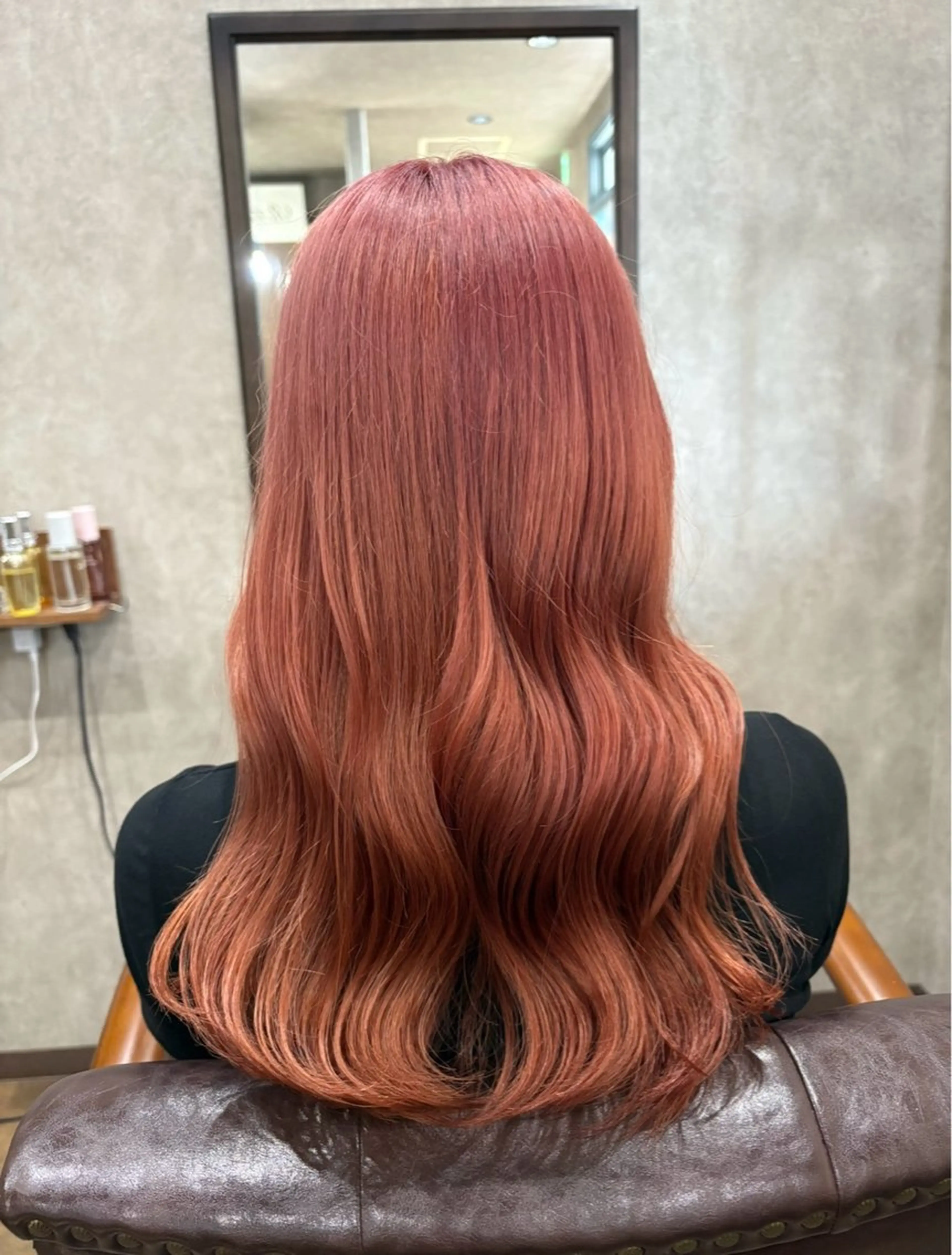 ロング カラー 石田 佳恋のヘアスタイル