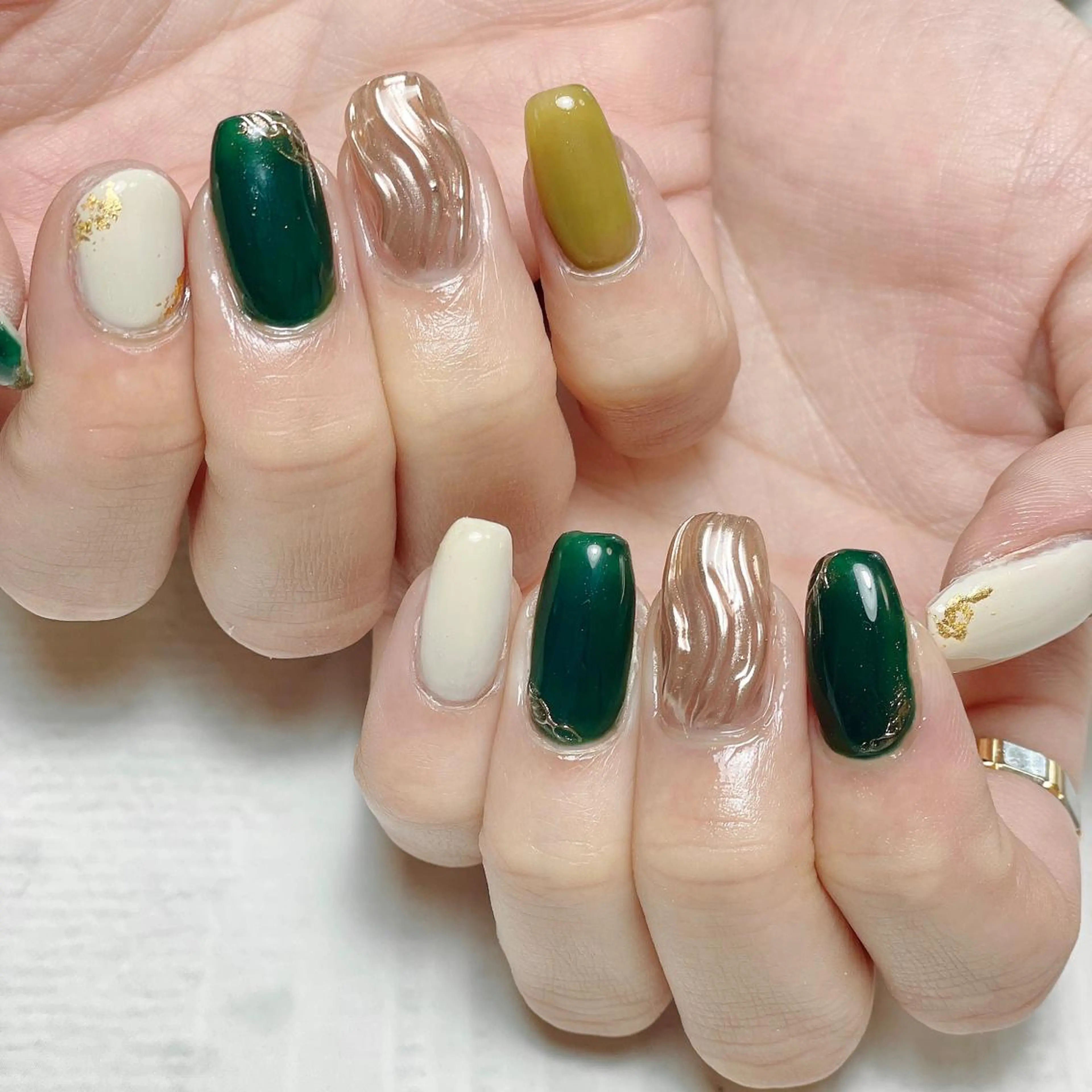 ネイル ジェルネイル 氷ネイル・うるうるネイル ミラーネイル ワンカラーネイル amulet TOMOMIのネイルデザイン