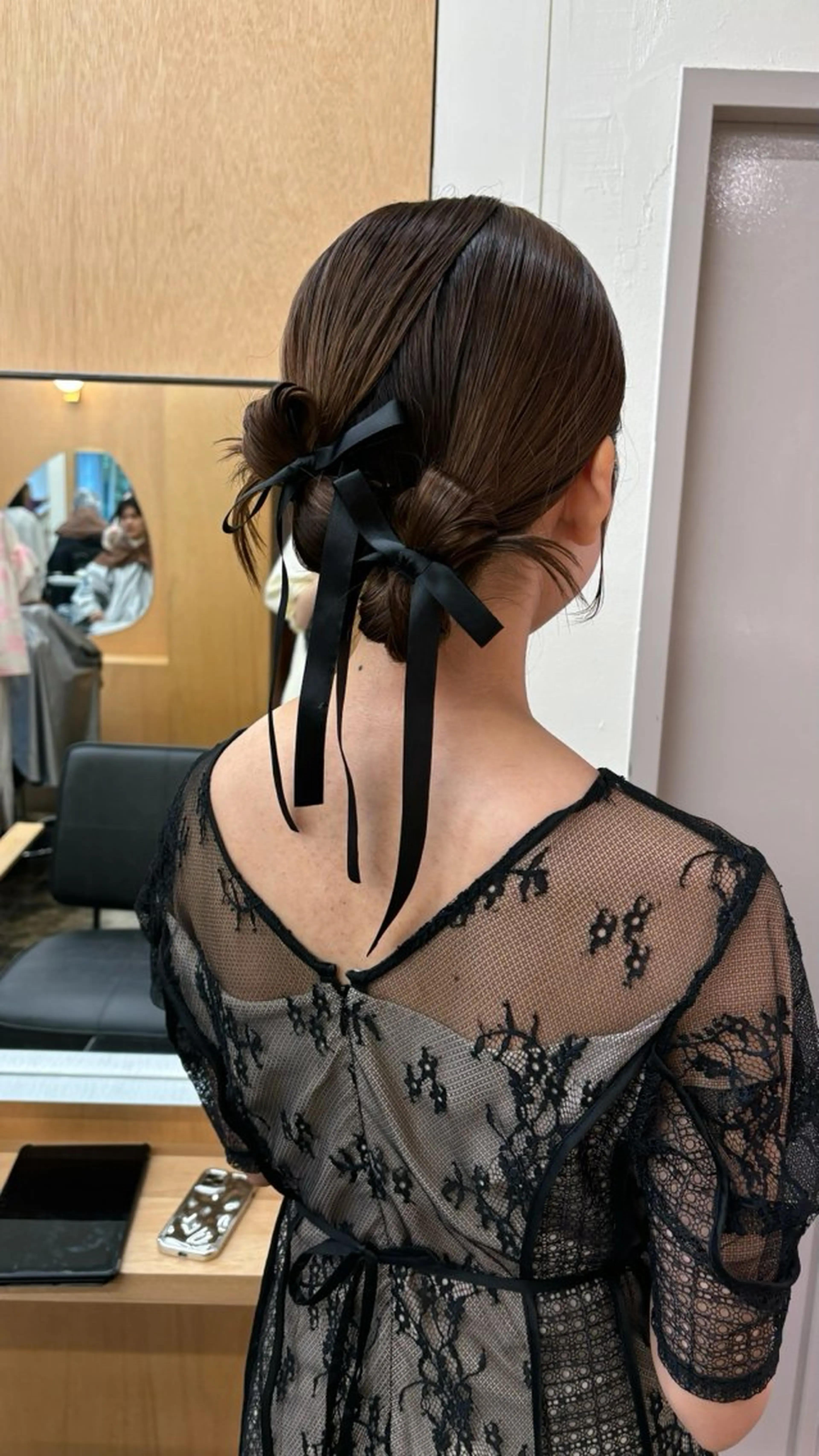 セミロング ヘアアレンジ お団子ヘア 結婚式・ブライダル ヘアセット 西山 紗耶香🪽 透明感カラー/ボブのヘアスタイル