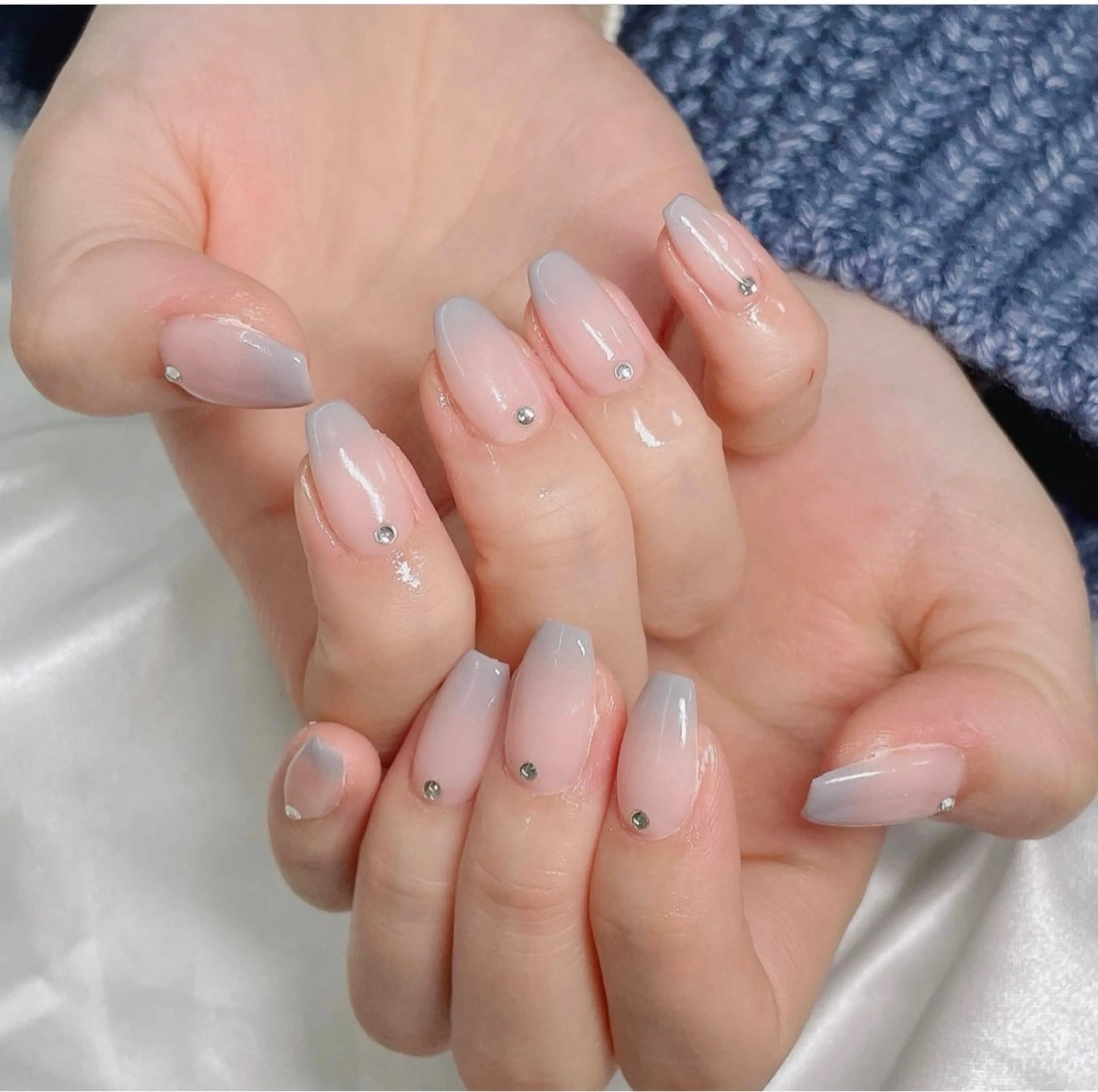 ネイル ストーンネイル ハンドネイル MOON nailsのネイルデザイン