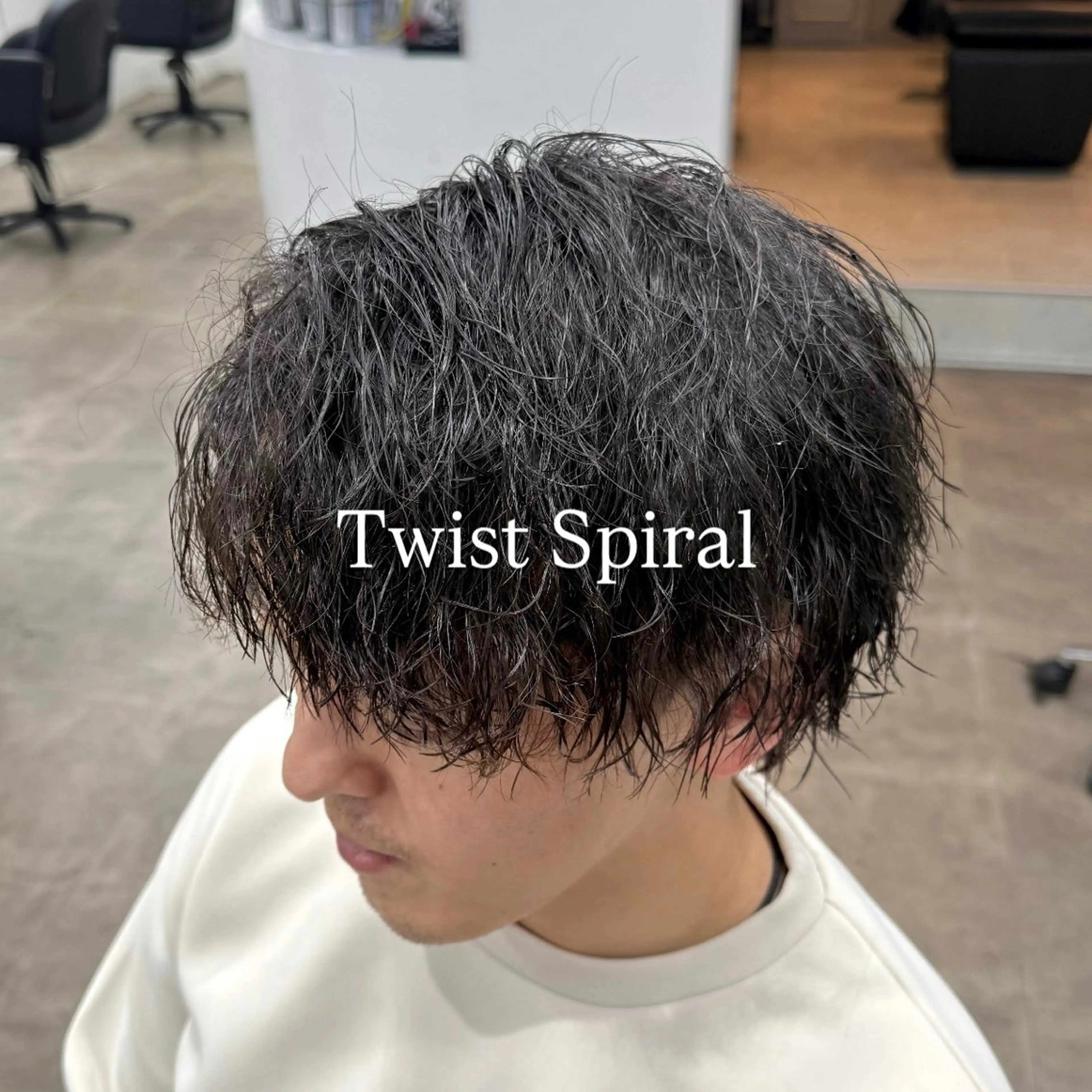 ミディアム カット パーマ トリートメント メンズ特化美容師 🐈⬛RUNAのヘアスタイル