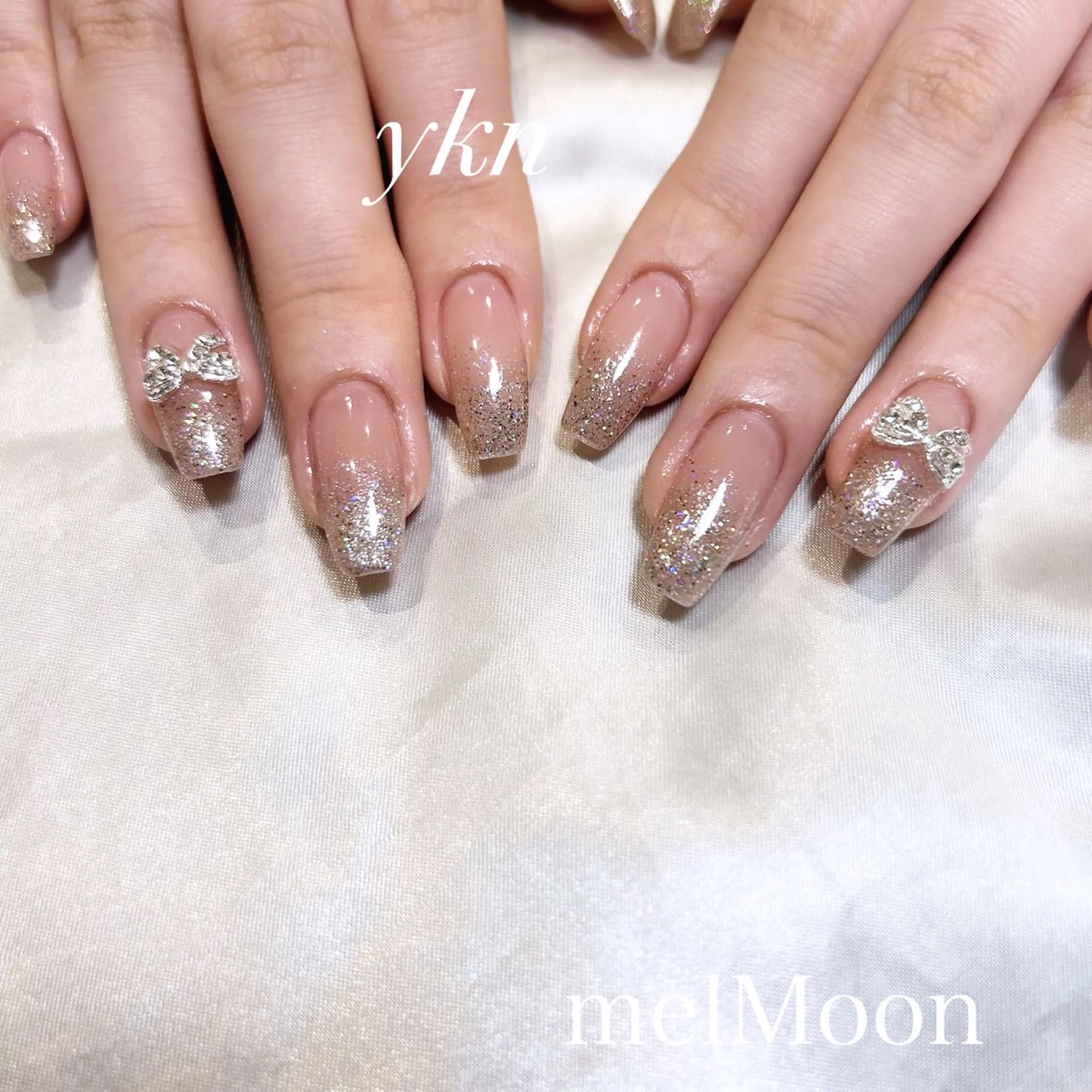 ネイル ハンドネイル melMoon .のネイルデザイン