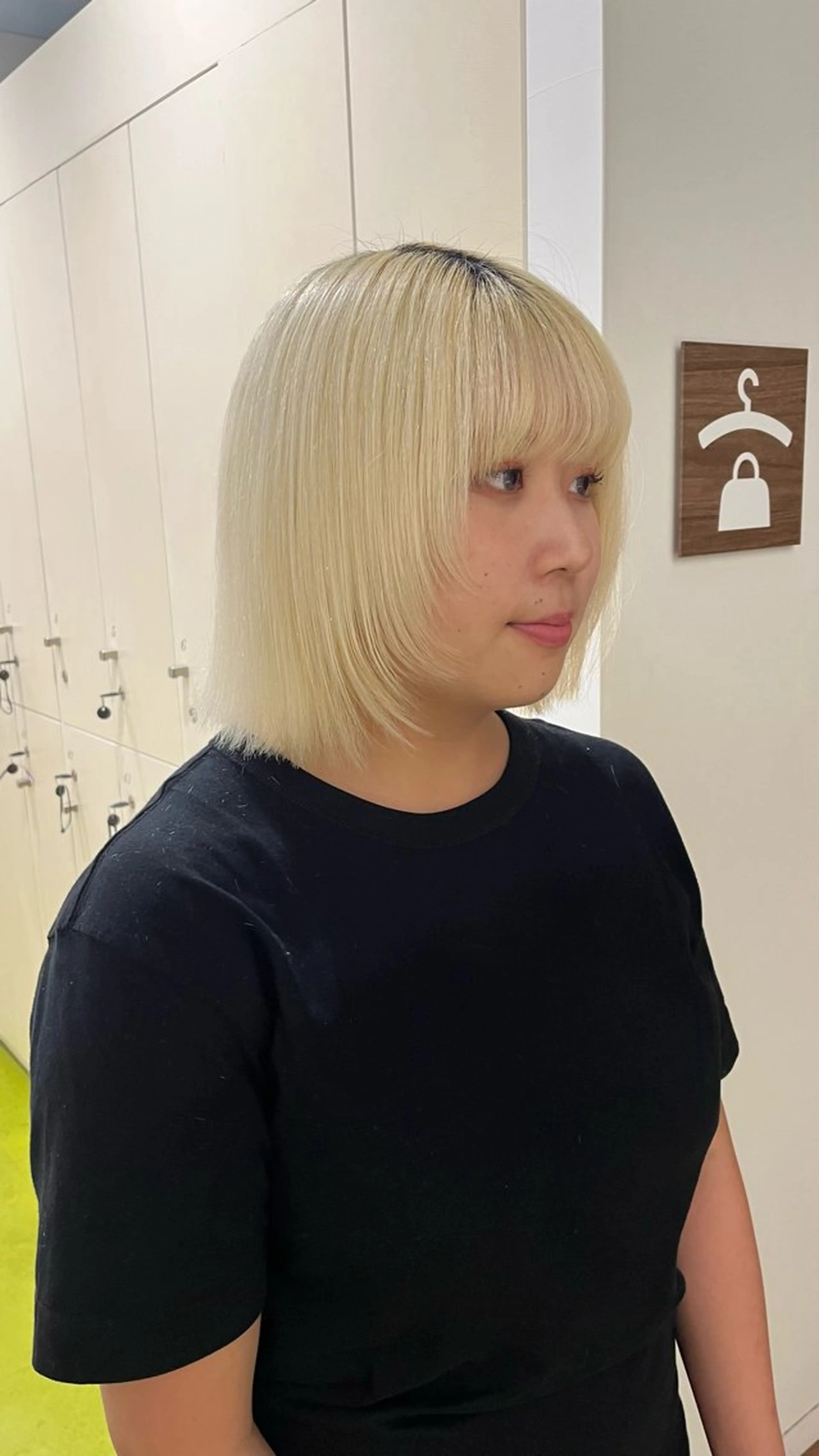 ショート レイヤーカット/ 艶カラー/YUKAのヘアスタイル