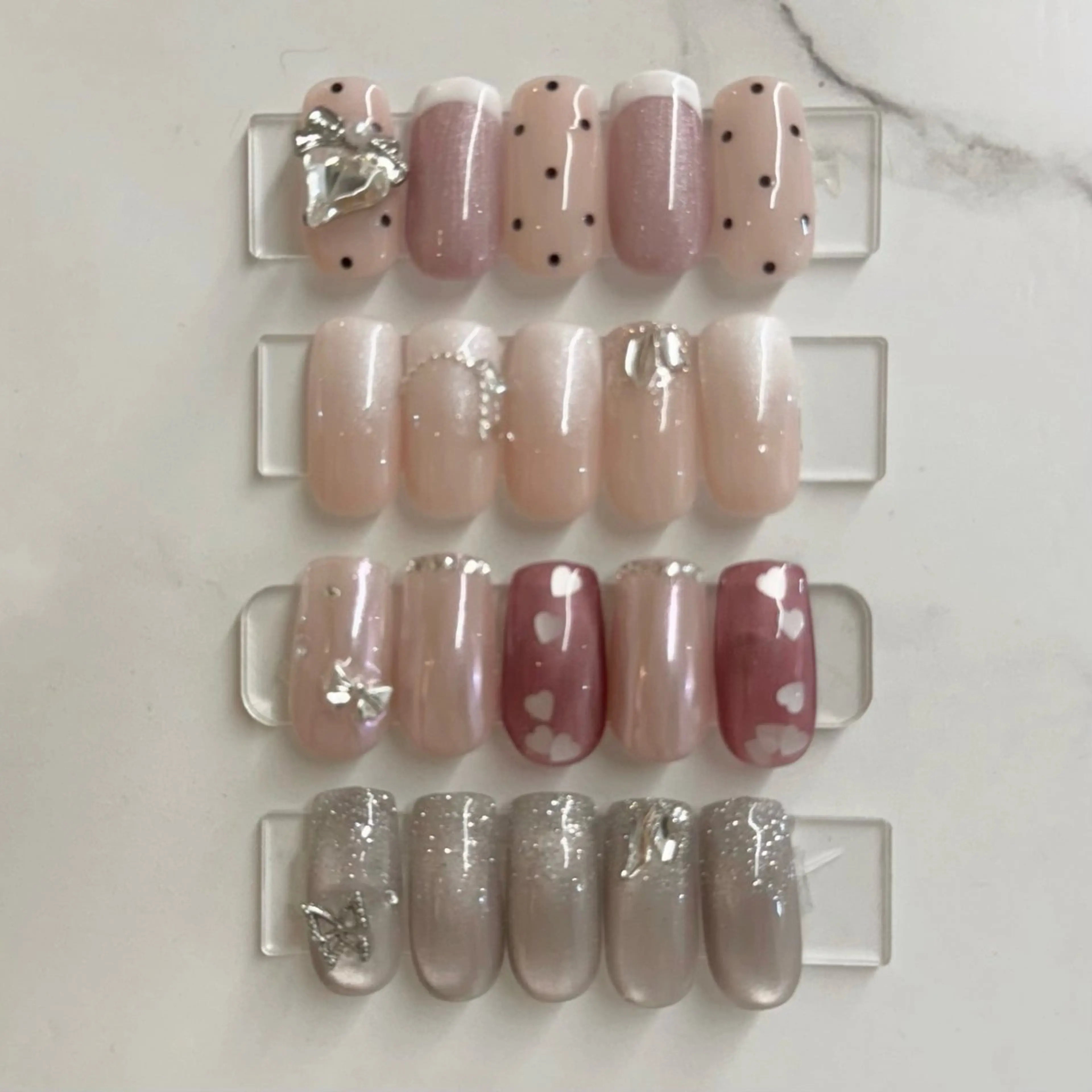 ネイル ワンホンネイル ハンドネイル ハンドケア Chizuru ☾ ໋のネイルデザイン