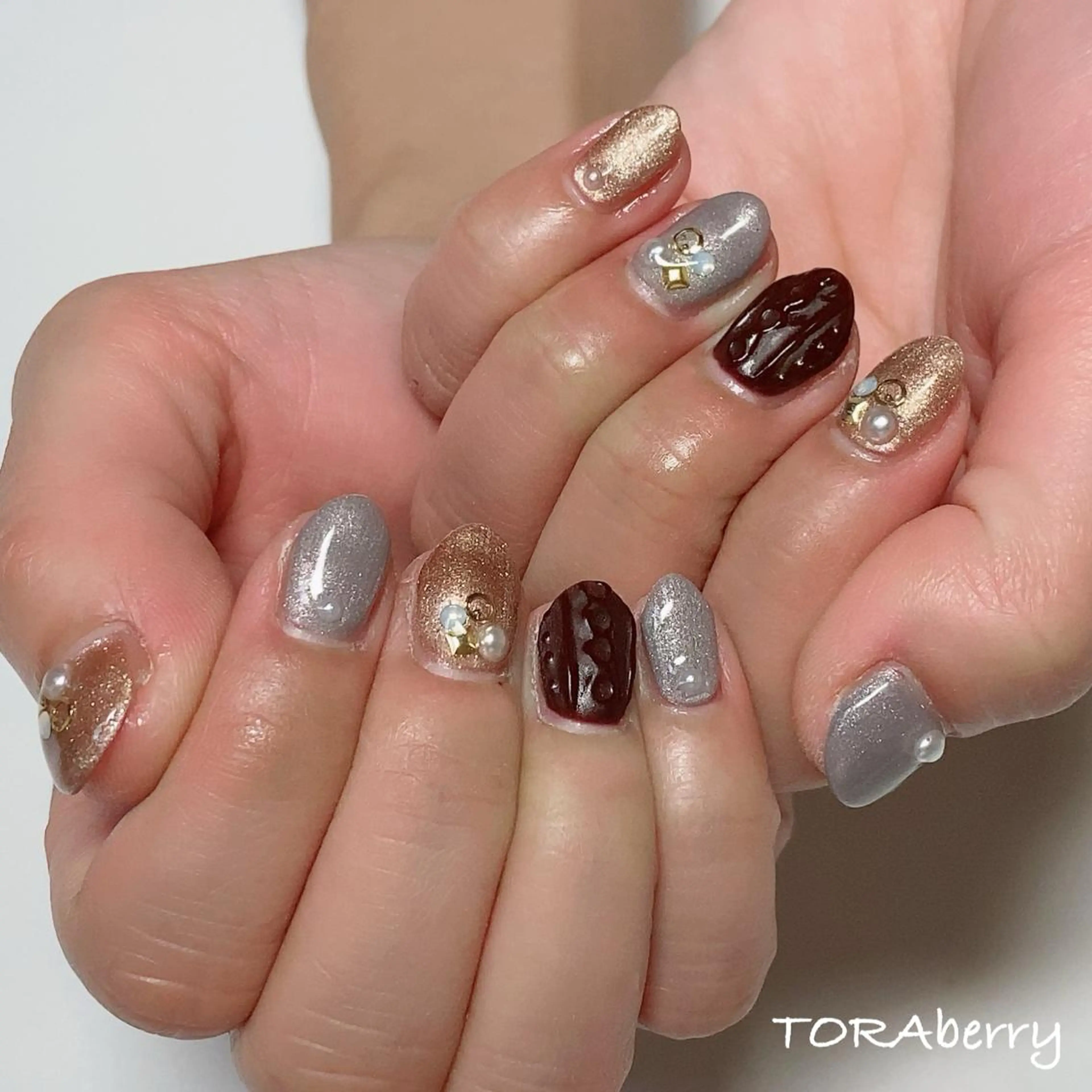 ネイル ネイリスト なつみのネイルデザイン