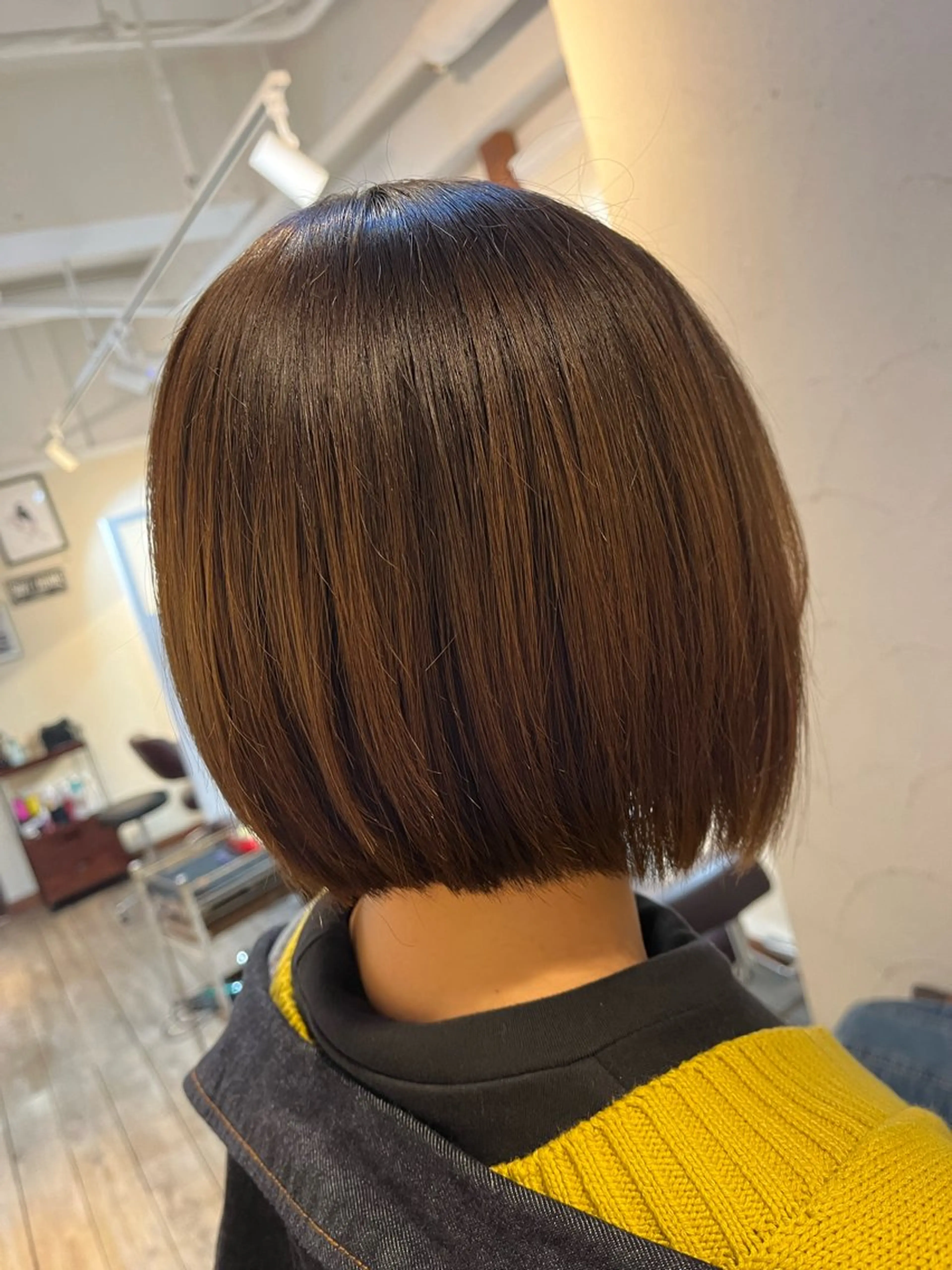ショート カット 岩田 実那のヘアスタイル