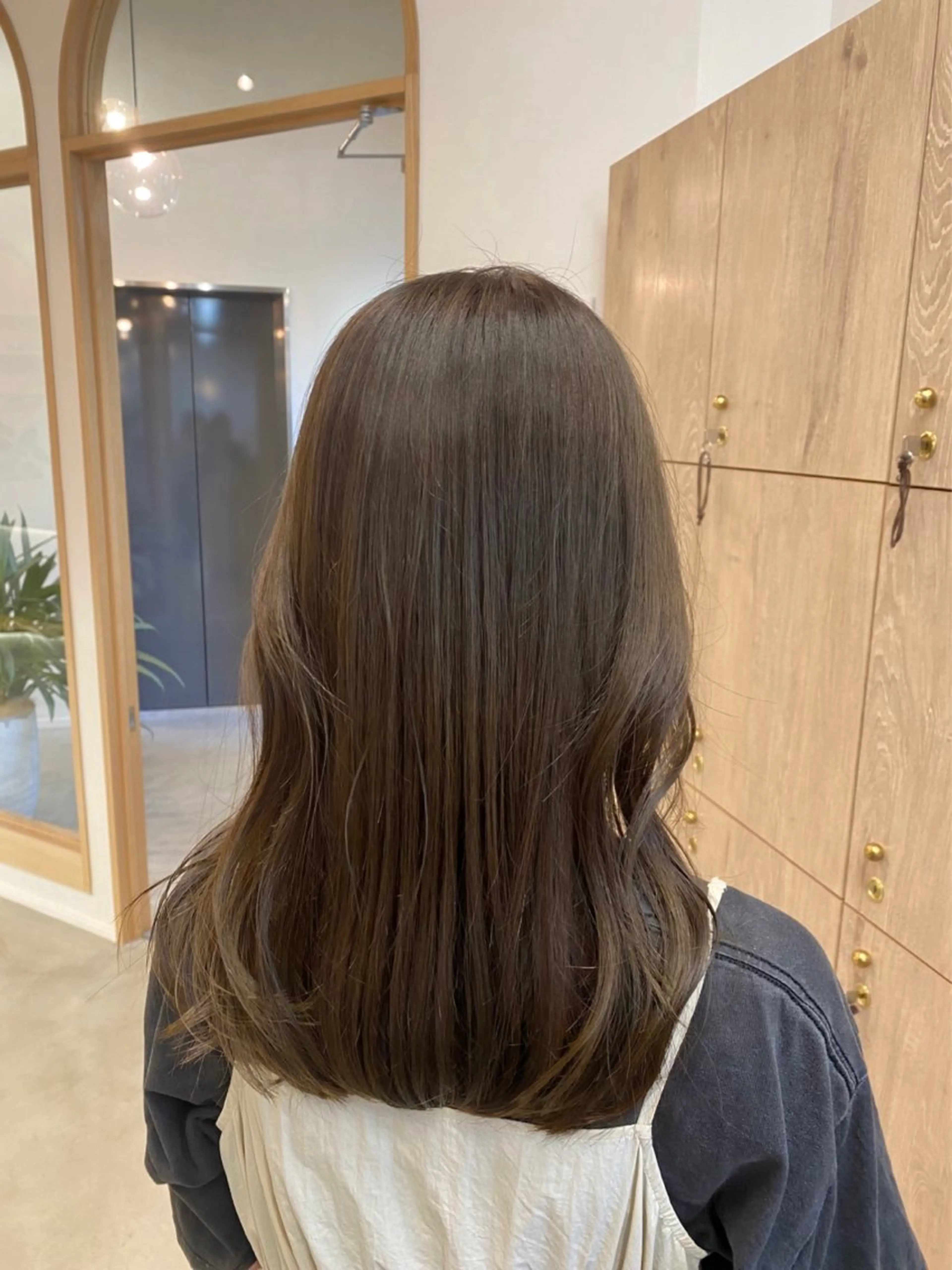 セミロング カット ヘアカラー トリートメント sanae /透明感カラーのヘアスタイル