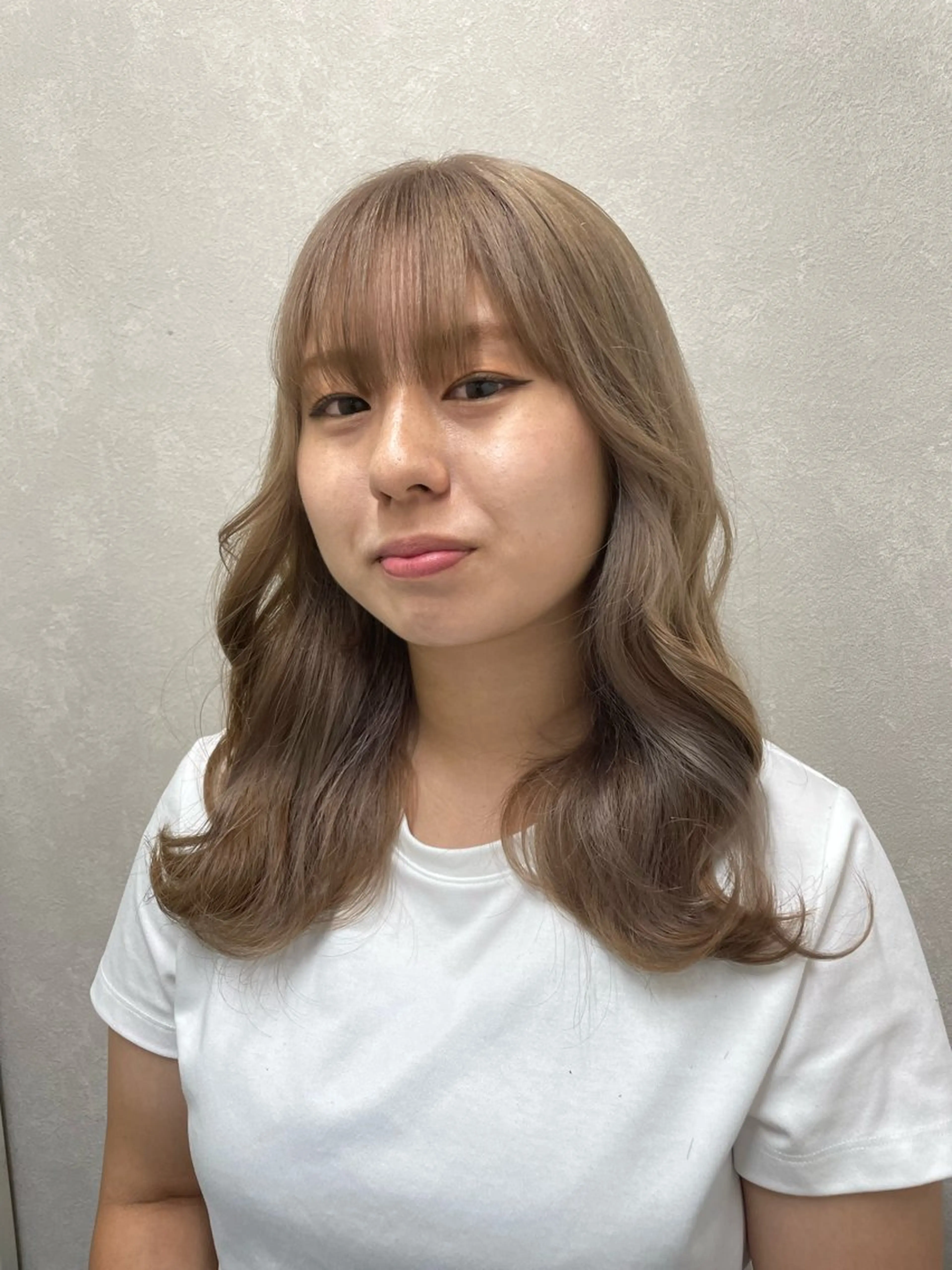 ミディアム カラー ヘアカラー トリートメント 🦖JIN HAIR DESIGN🦖のヘアスタイル