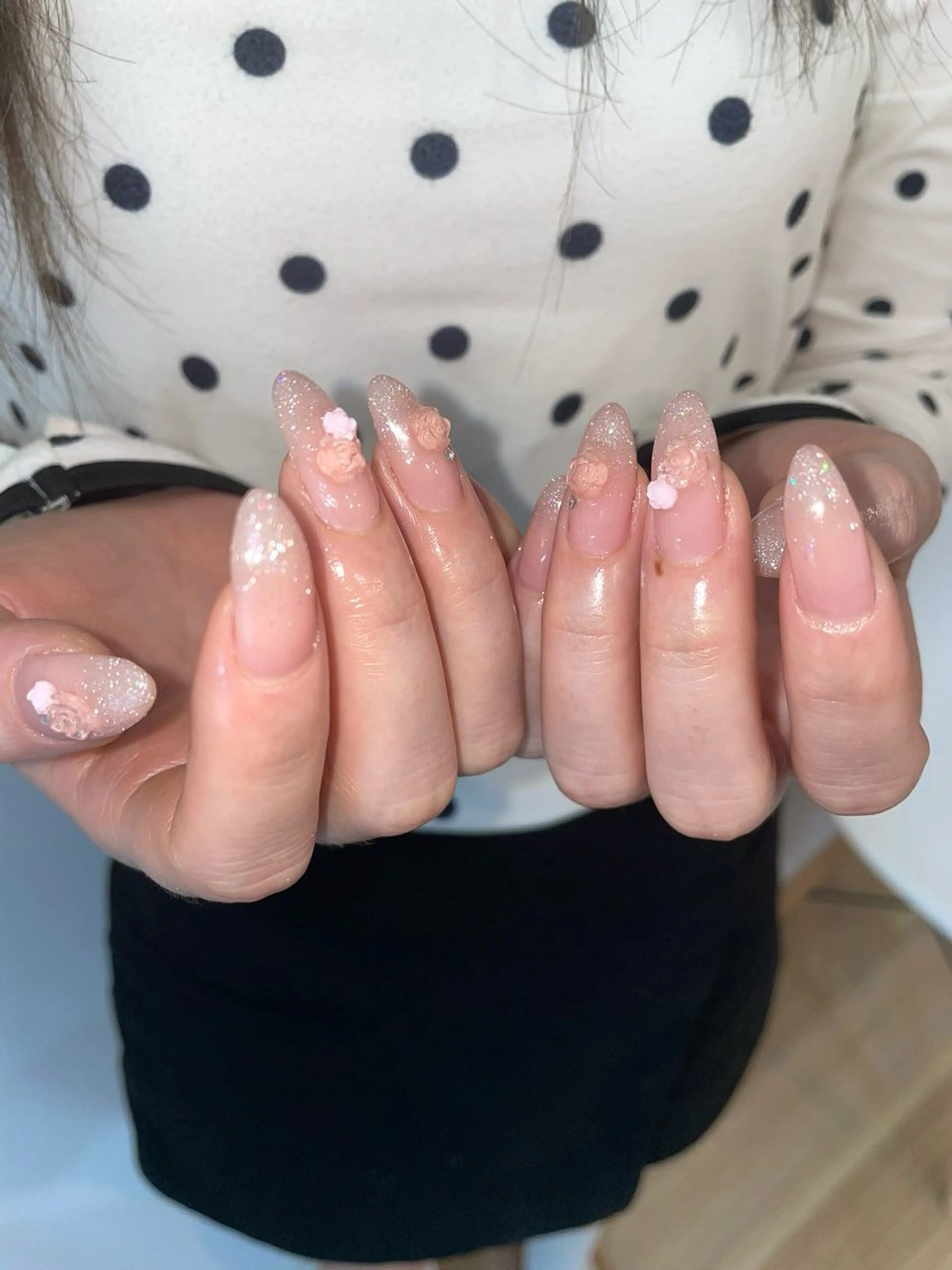ネイル マグネットネイル オフィスネイル シンプルネイル ワンホンネイル ハンドネイル vico栄 Azusa🍓のネイルデザイン