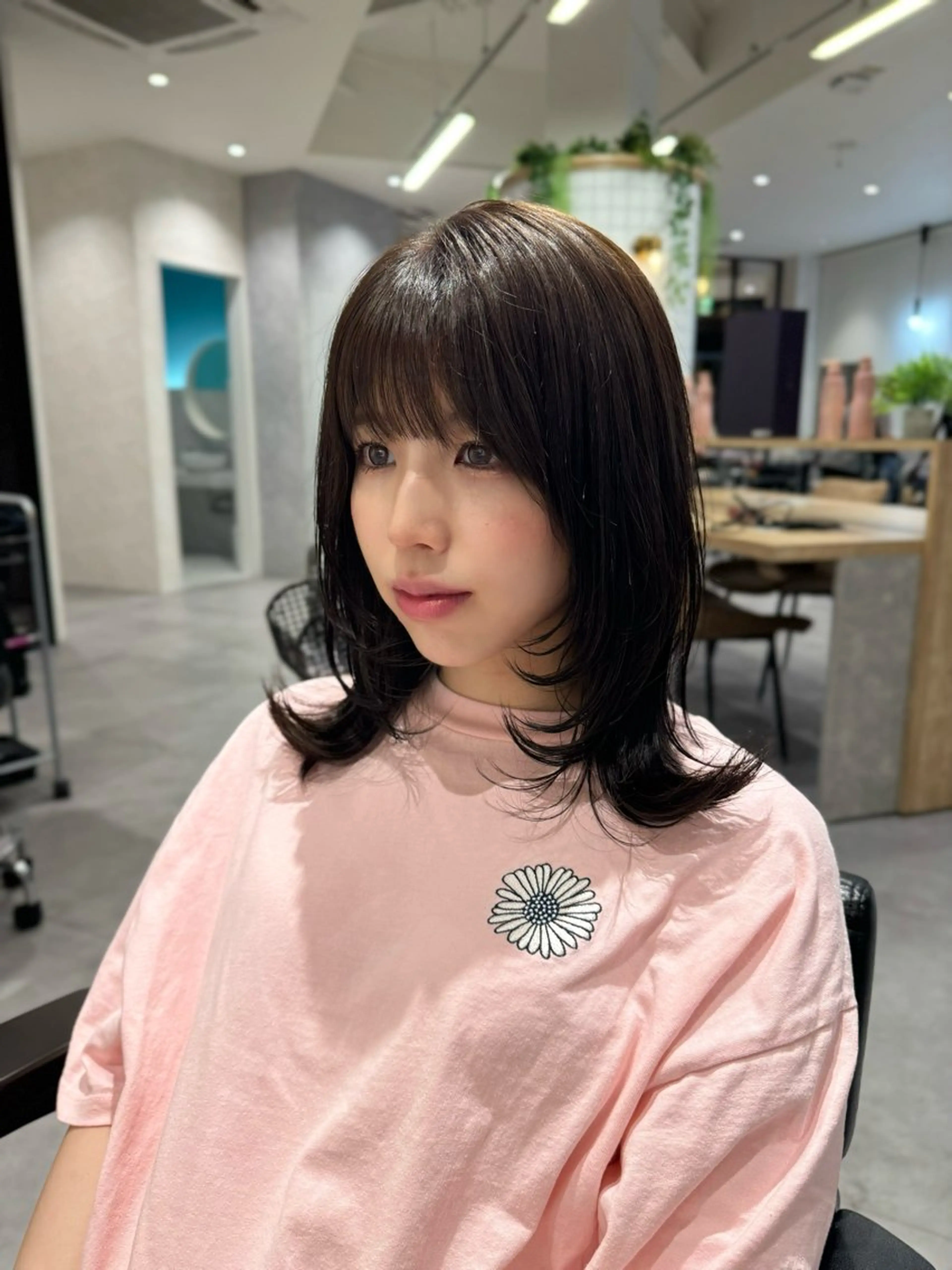 ミディアム カット ヘアカラー トリートメント RAF TOKYO 浜松所属・レイヤー/髪質改善/ 飯尾百花のヘアスタイル