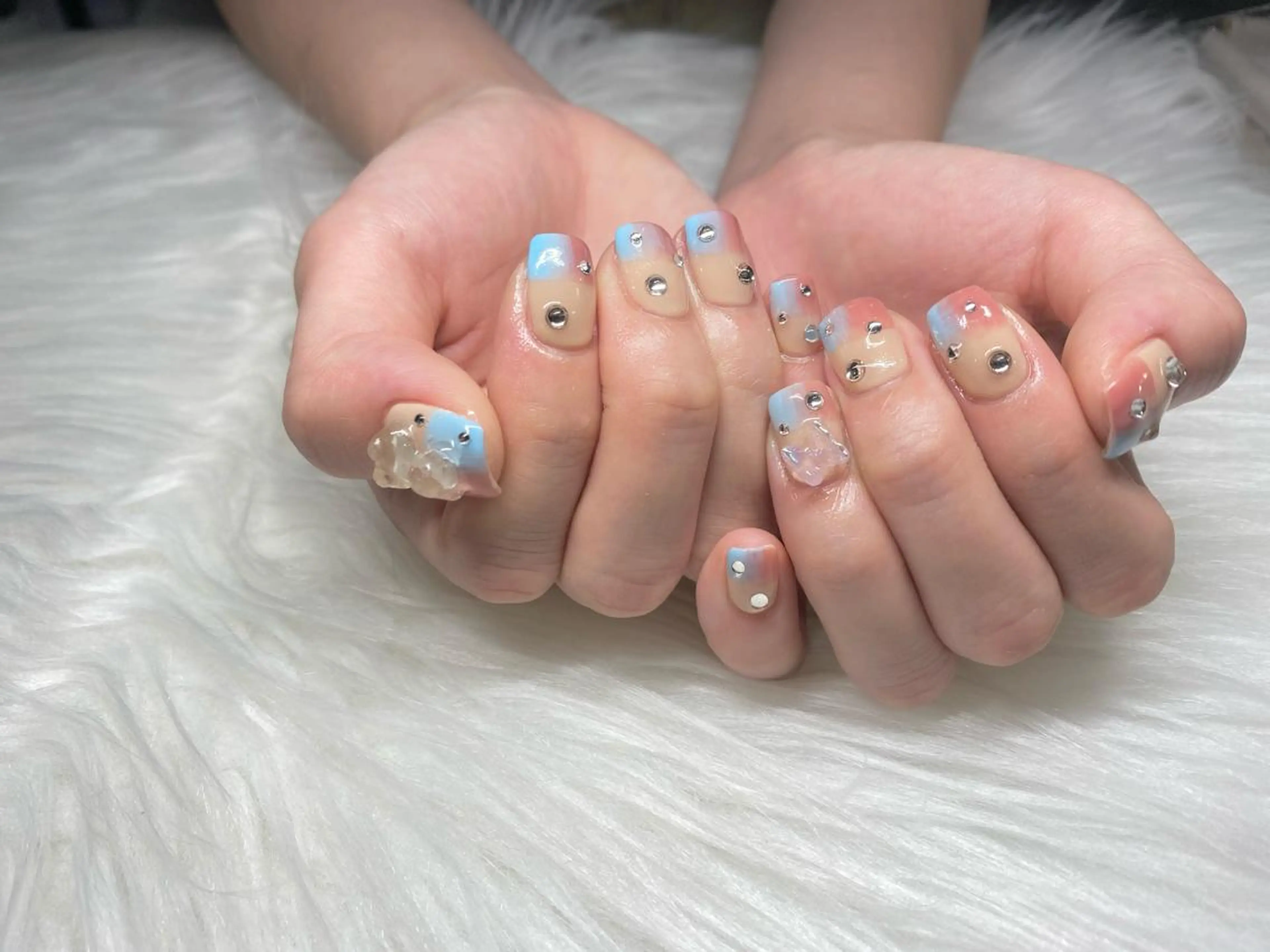 ネイル ハンドネイル Miki 本町駅｜💅‎🤍のネイルデザイン