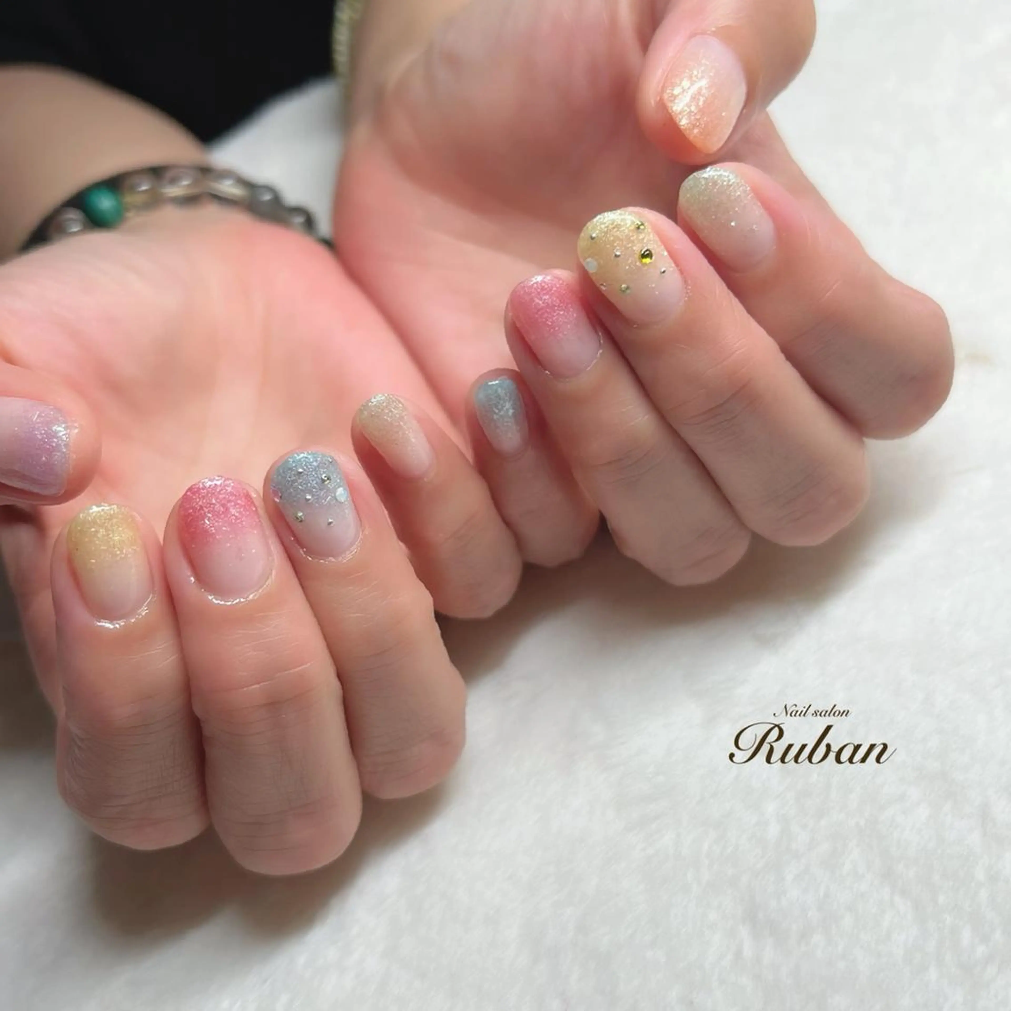 ネイル グラデーション ラメ(グリッター) ラメグラデーション Nail salon Rubanのネイルデザイン