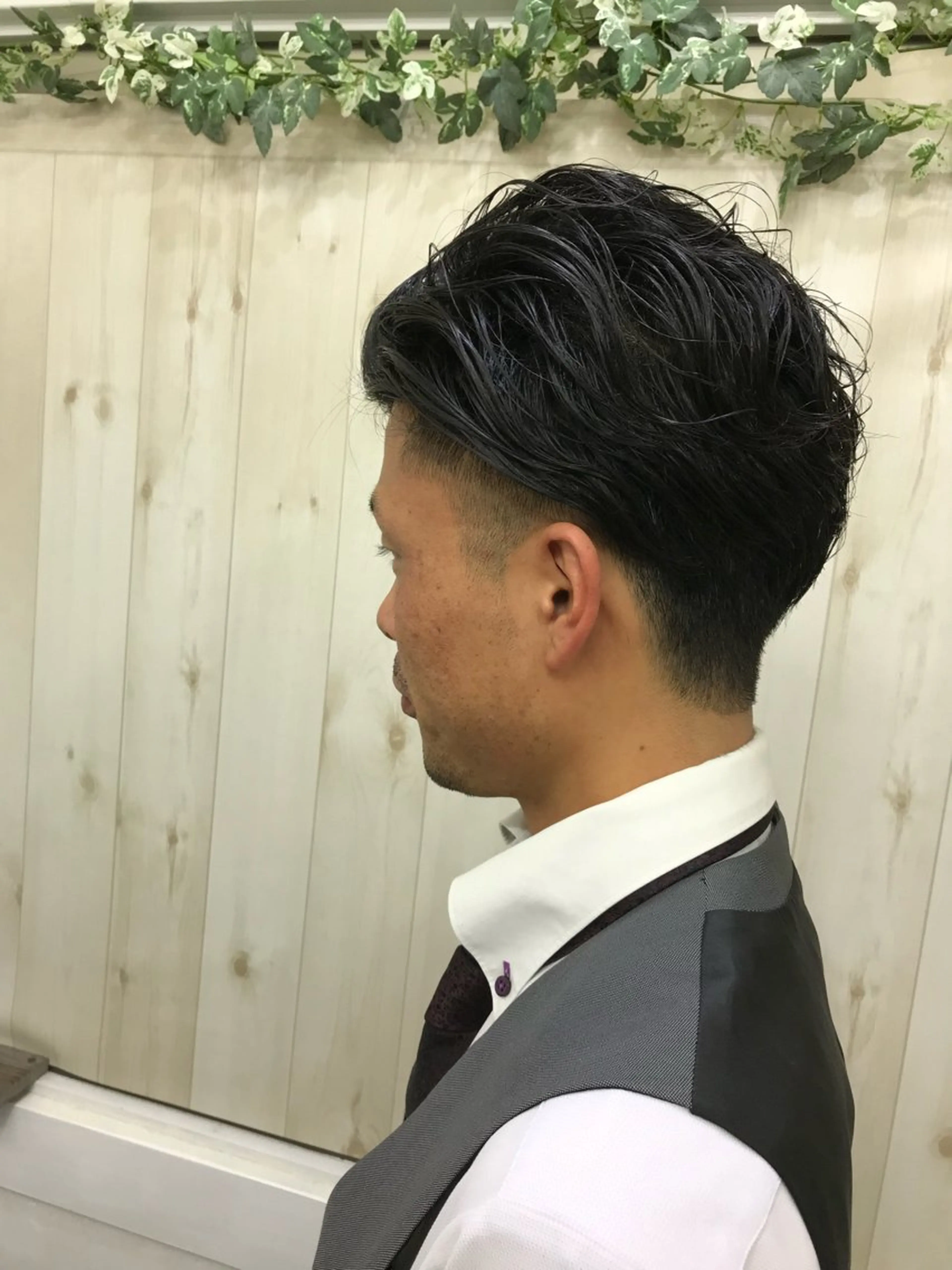 メンズ 🌱透明感カラー☘️ TOYO🌱のヘアスタイル