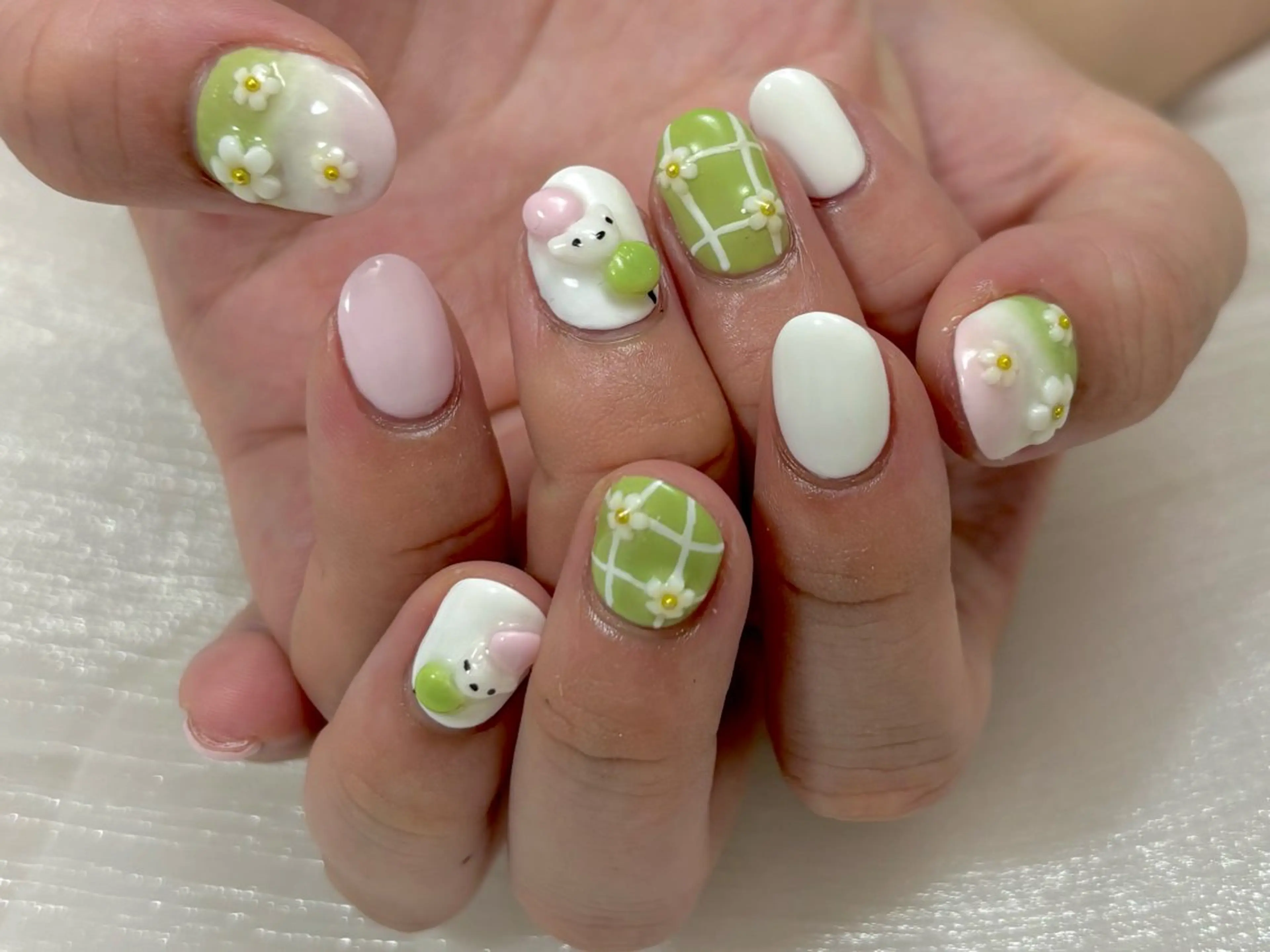 ネイル ハンドネイル yurina ☆のネイルデザイン