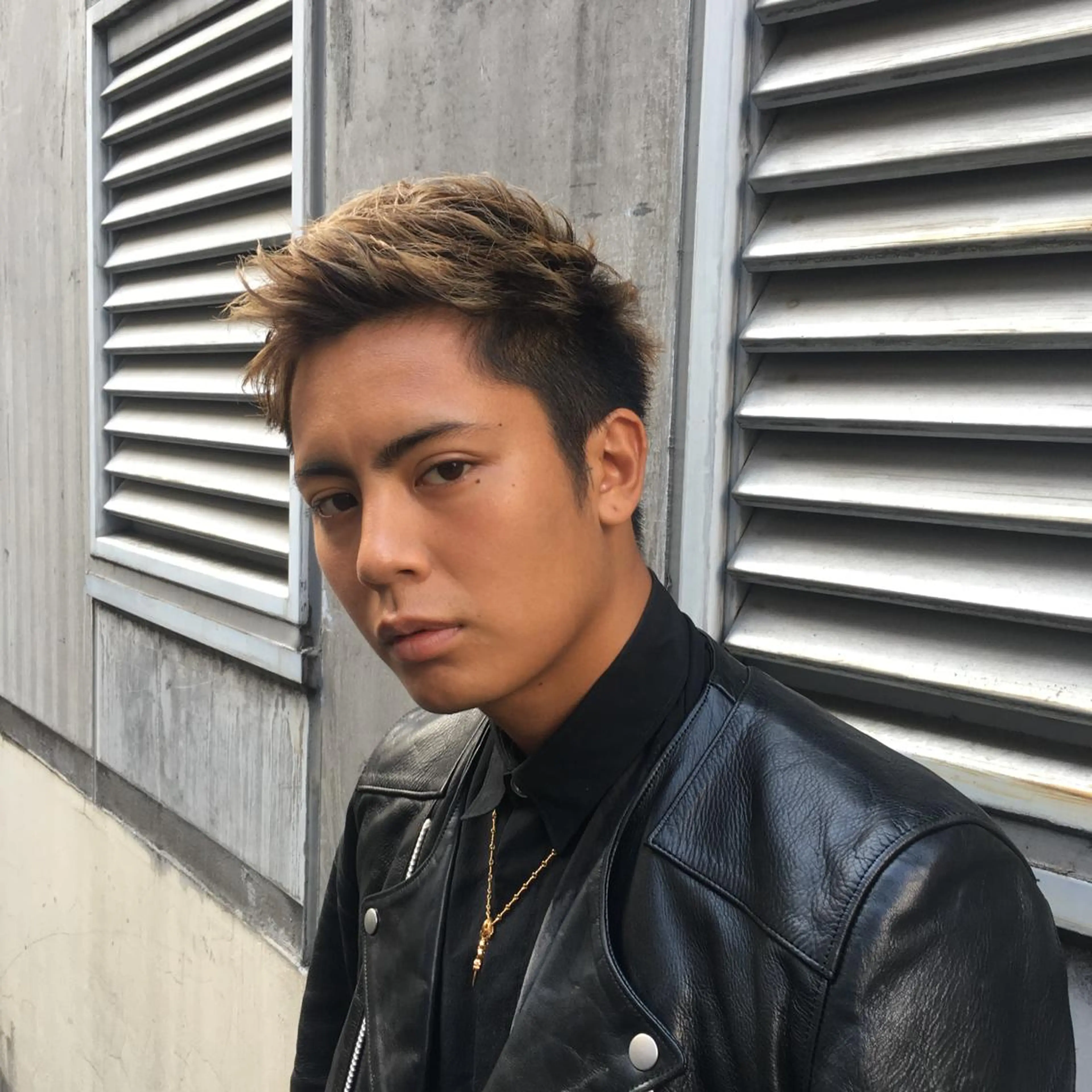 ショート カラー パーマ メンズ アップバング カット ヘアカラー トリートメント メンズ特化🔥 倉兼翔のヘアスタイル