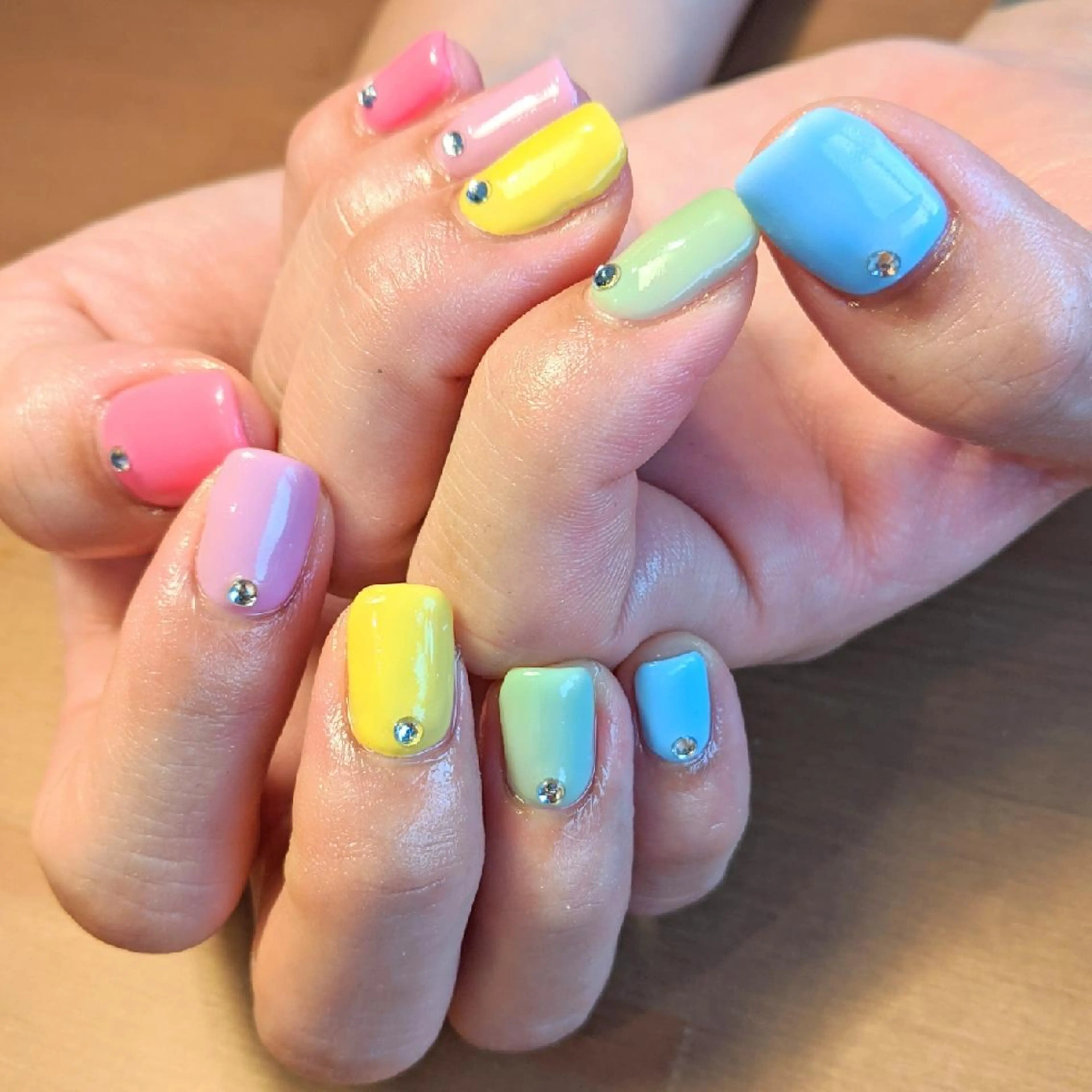 ネイル ｱｲﾗｯｼｭ ﾈｲﾙ ｻﾛﾝ つけるのマツエク・マツパデザイン